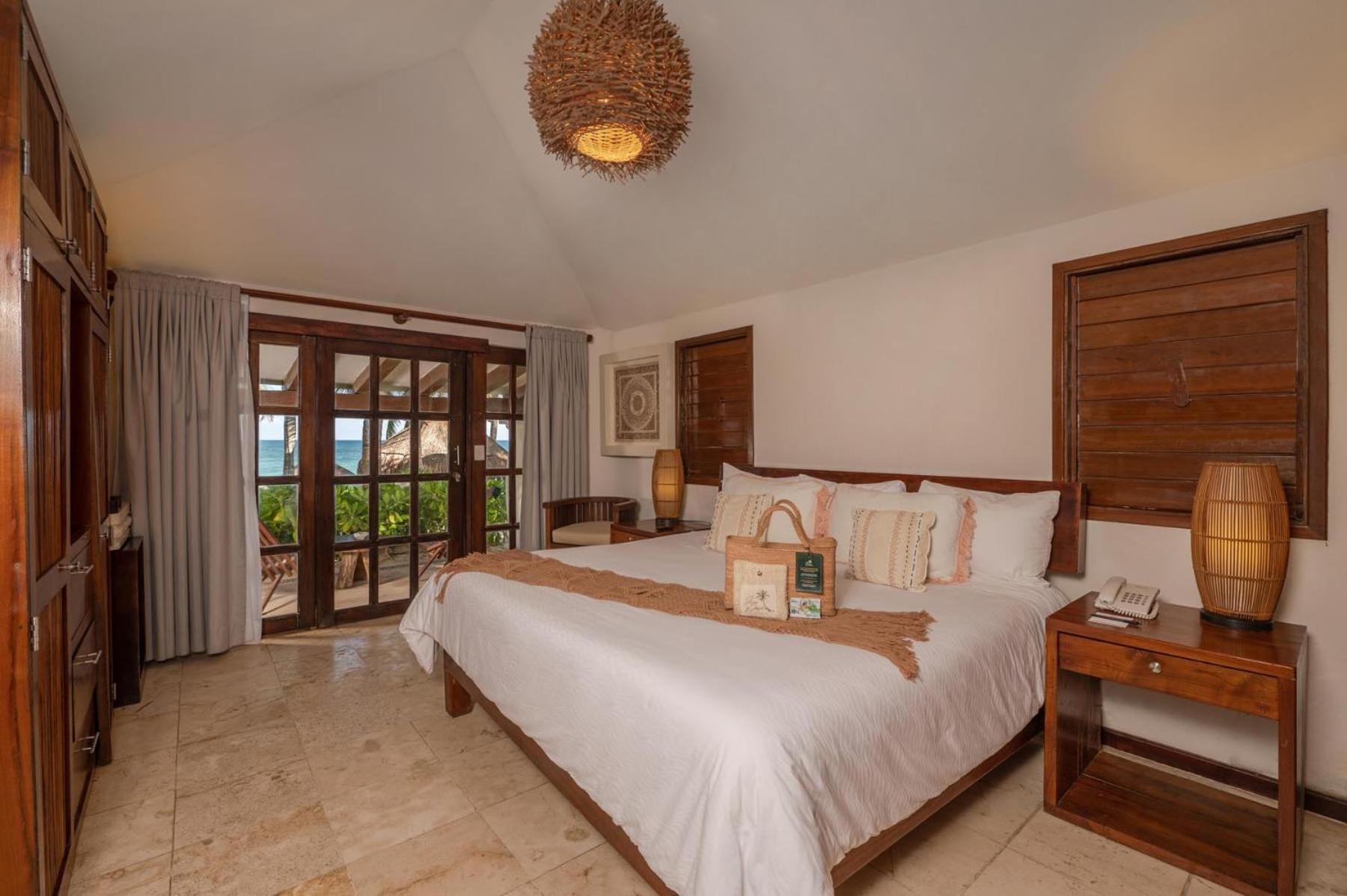 Suite with Ocean View