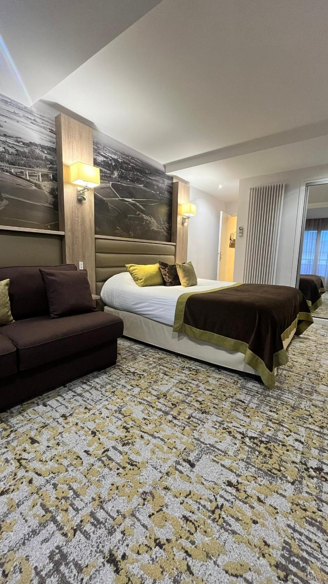 Superior Double Room Seating Area