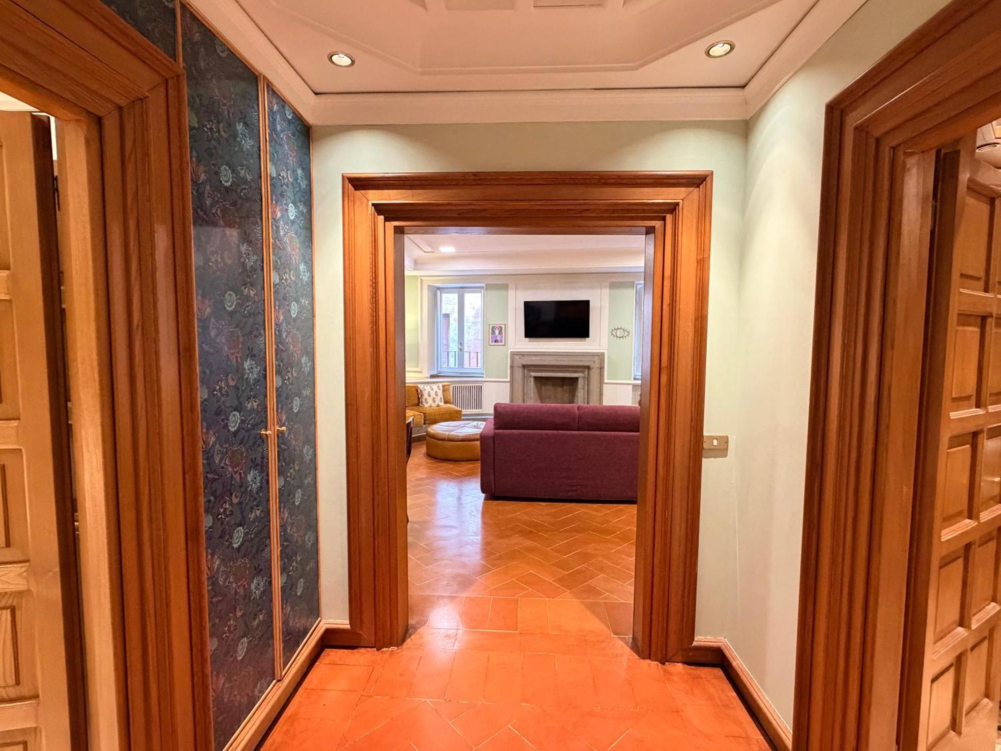 Superior One-Bedroom Apartment