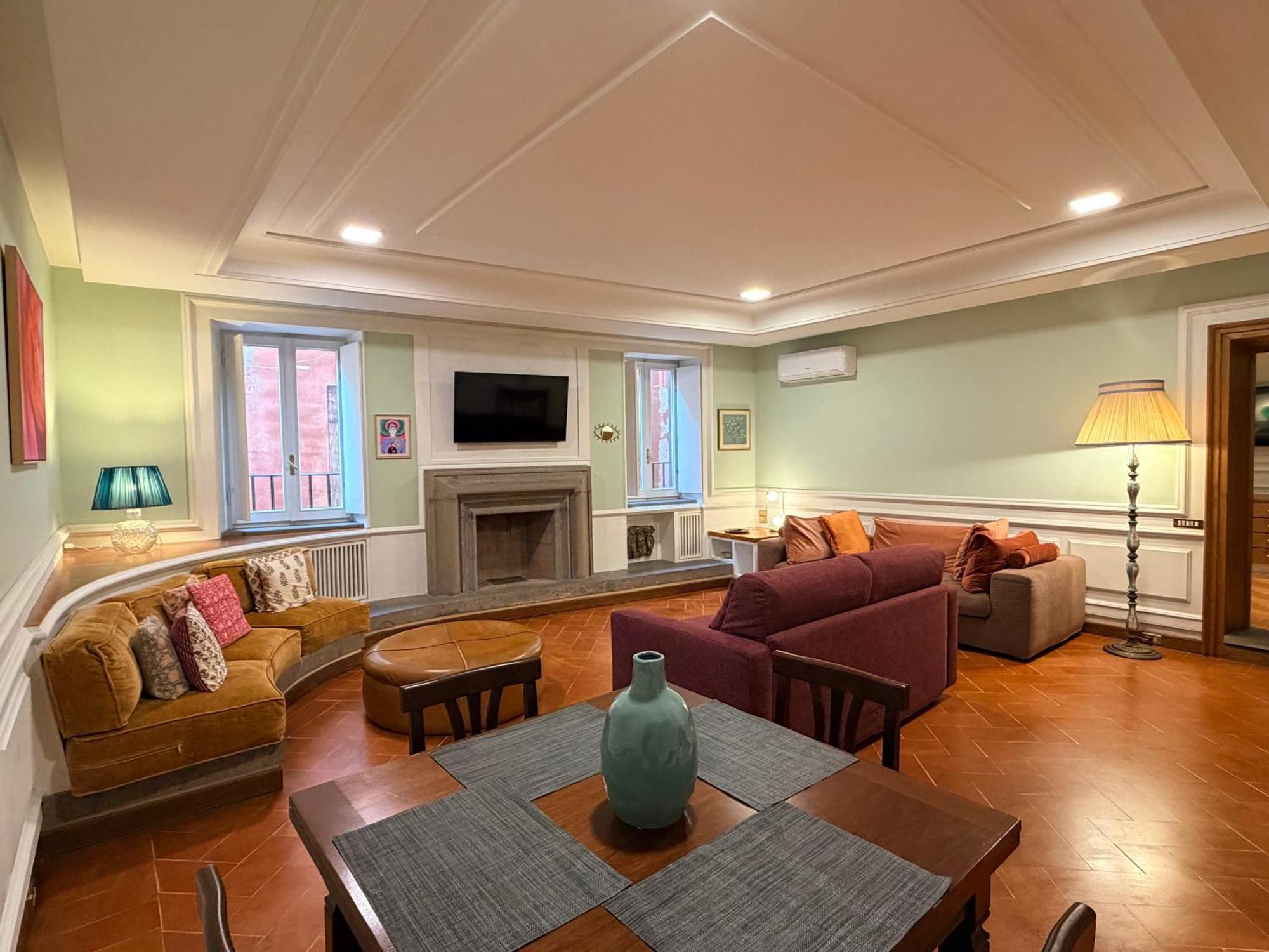 Superior One-Bedroom Apartment