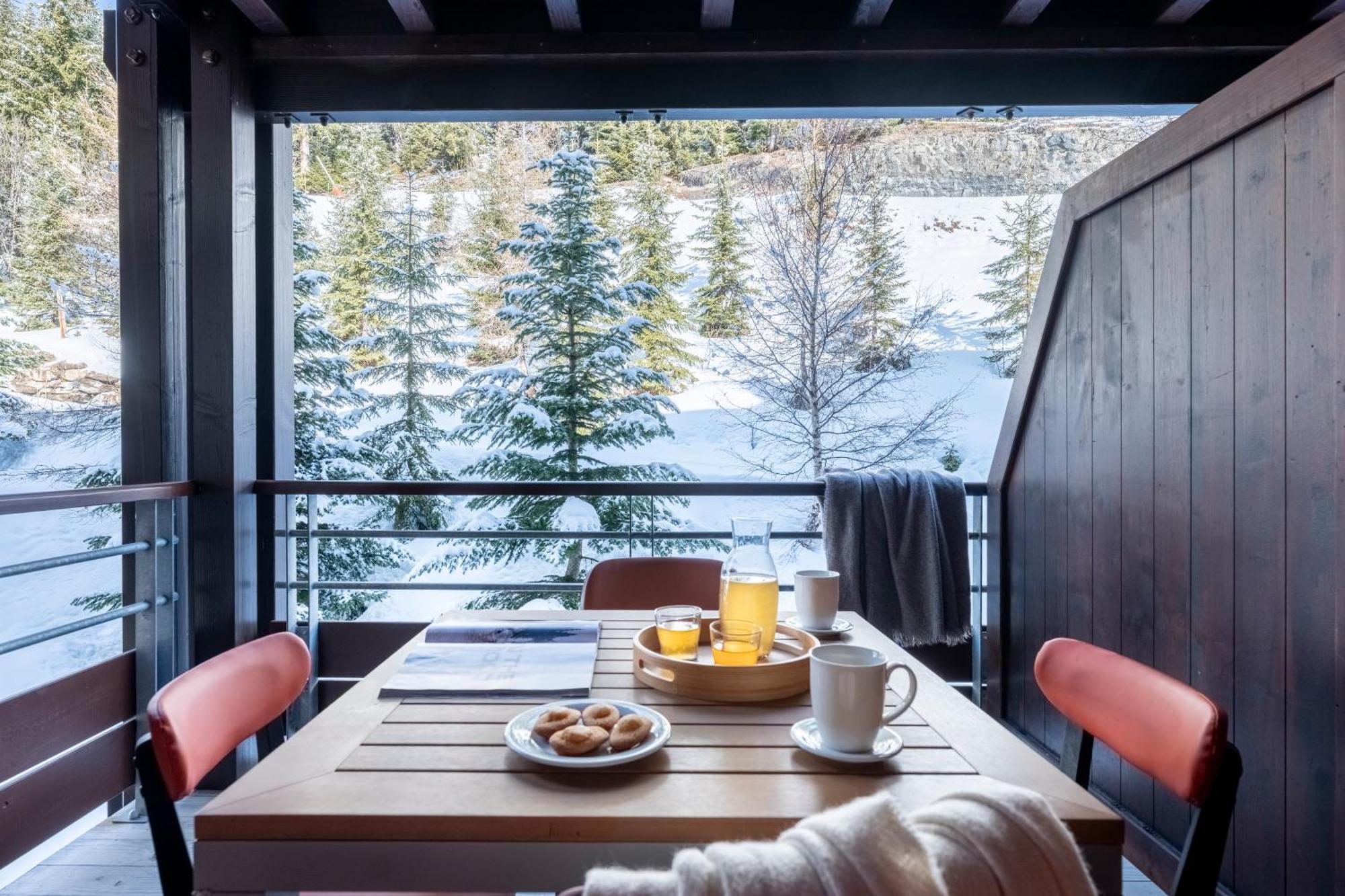 Two-Bedroom Apartment Balcony Mountain View
