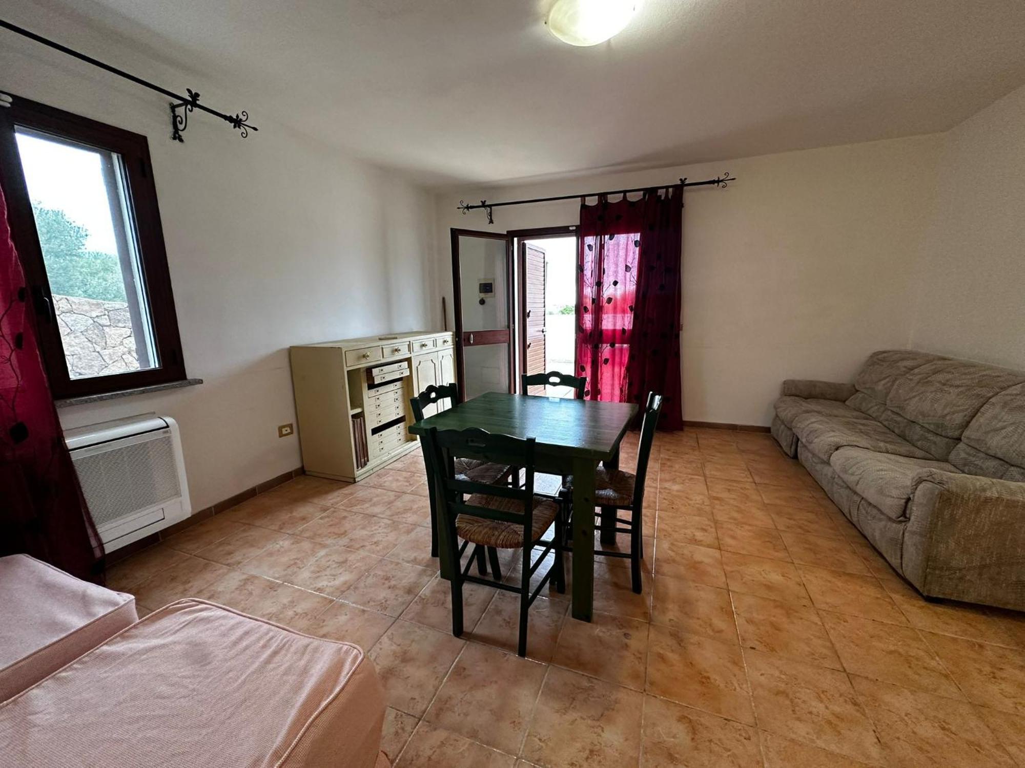 One-Bedroom Apartment Garden