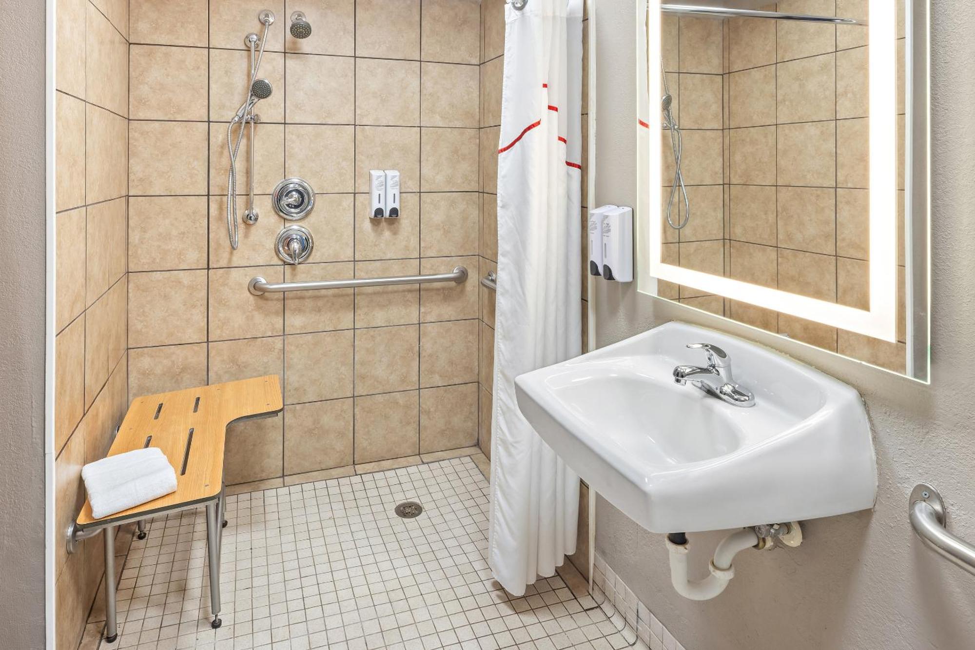 Superior Room Disability Access Smoke