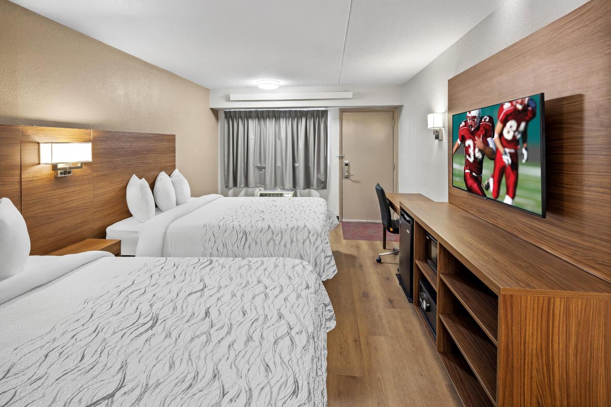 Deluxe Room Two Queen Beds Smoke