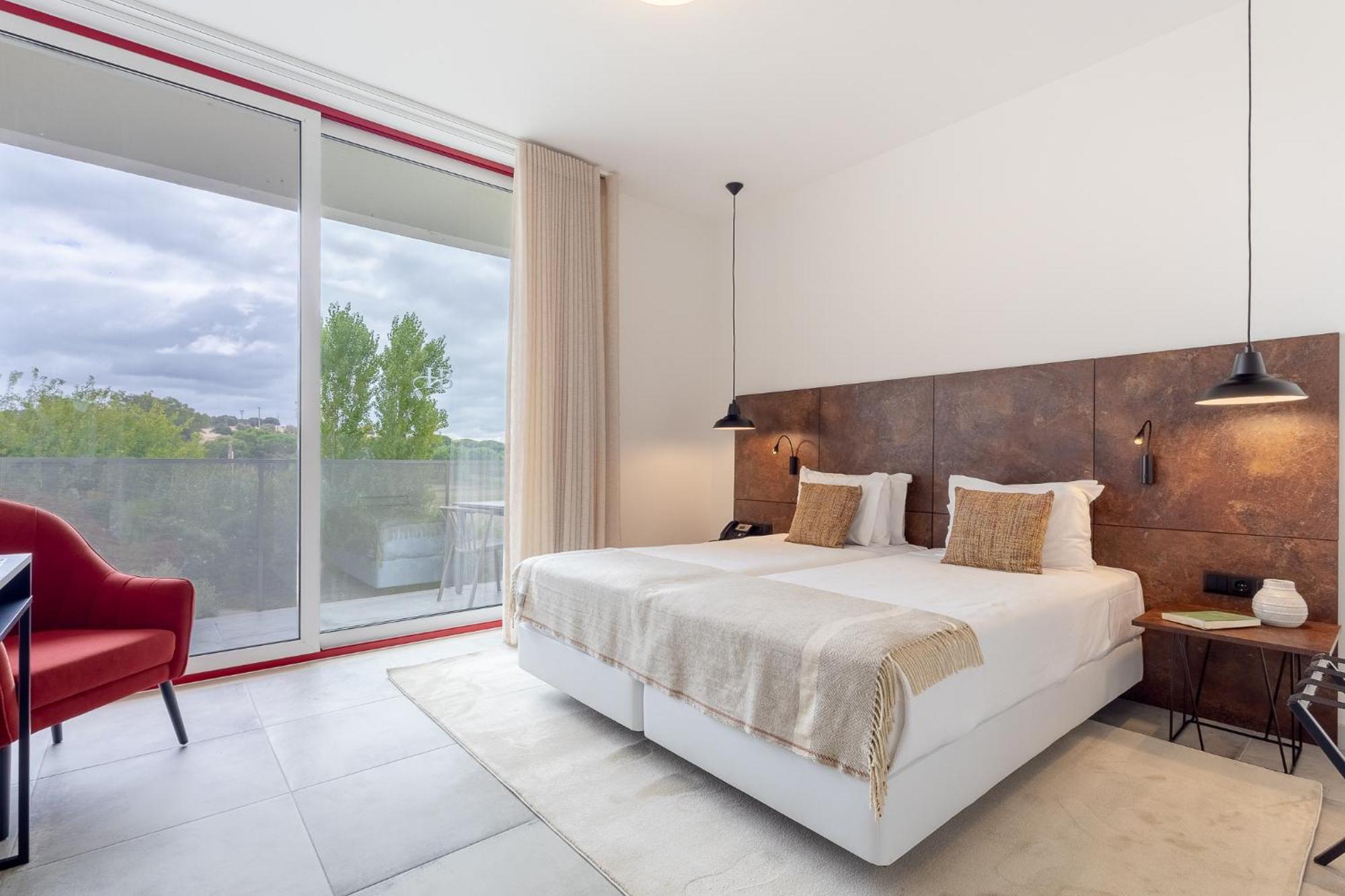 Deluxe Double or Twin Room