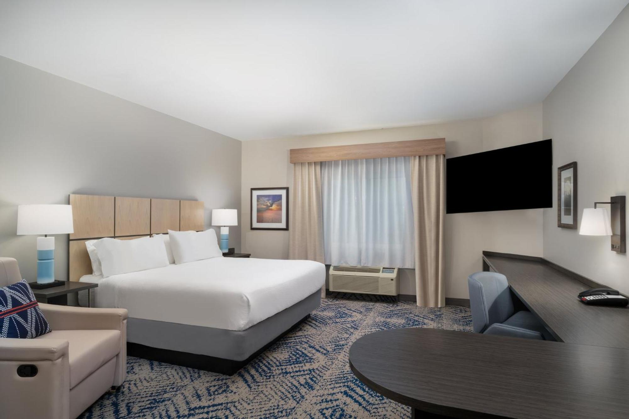 King Studio Suite