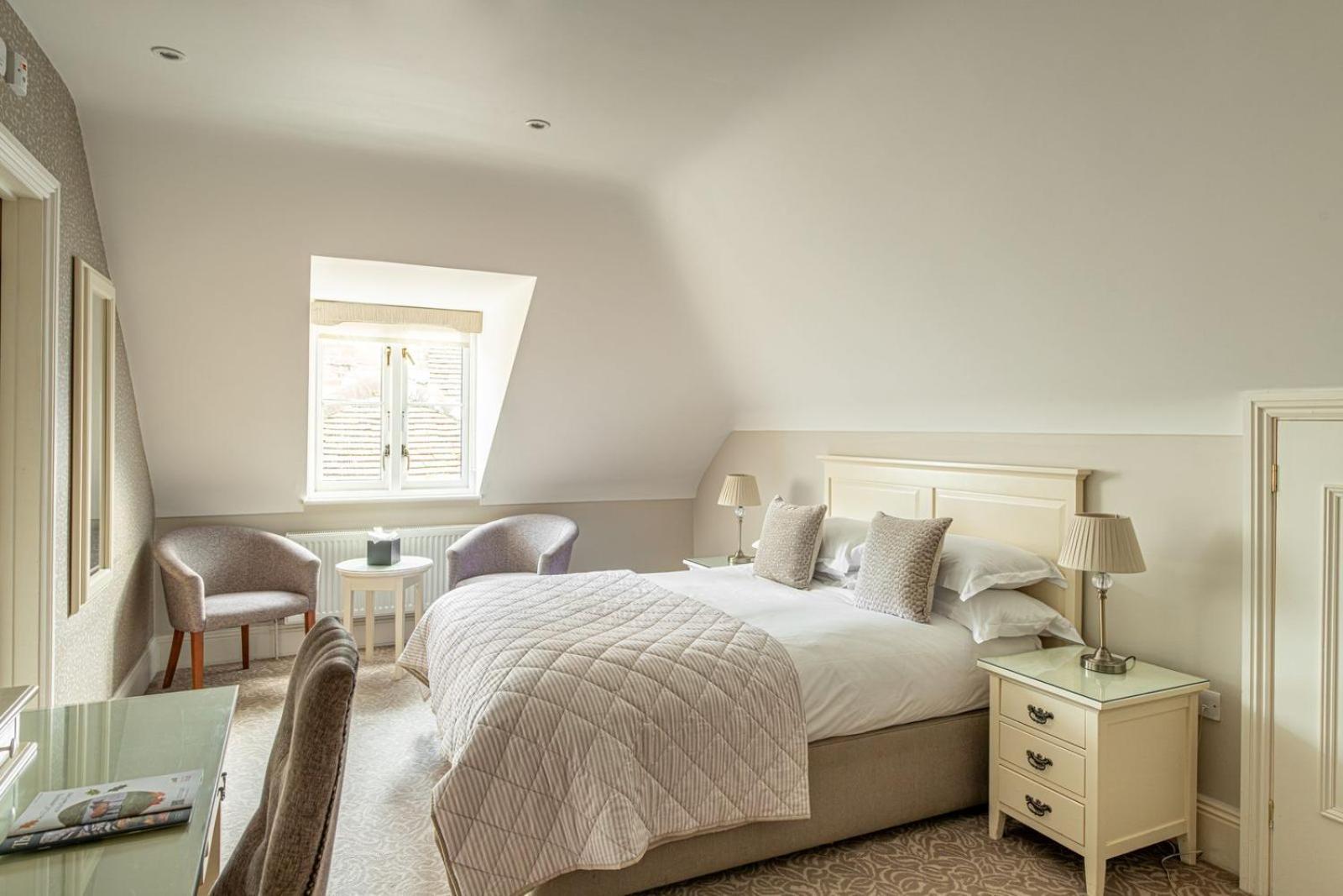 Classic Superior Double sleeps 3