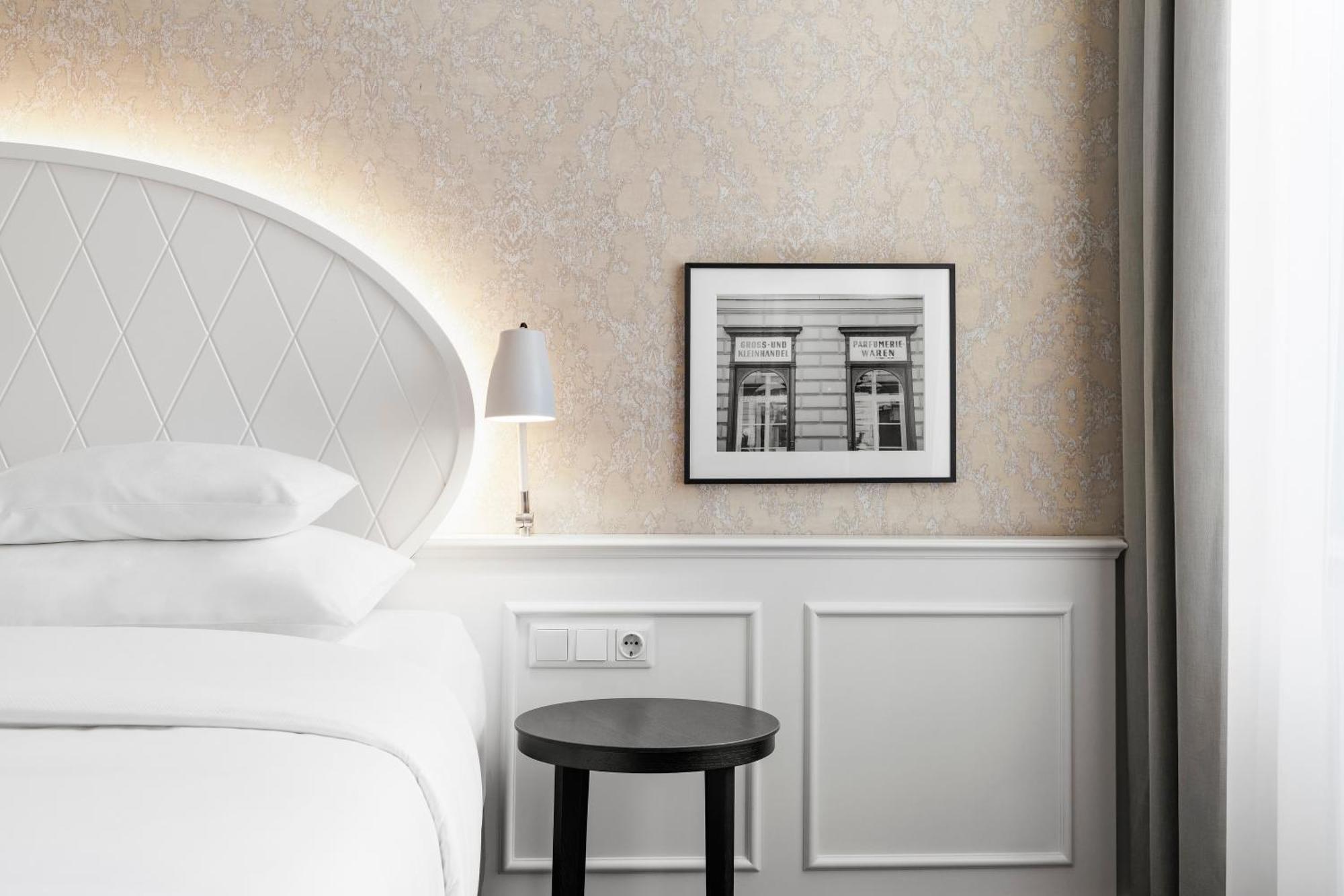 Superior Room 1 King Size bed