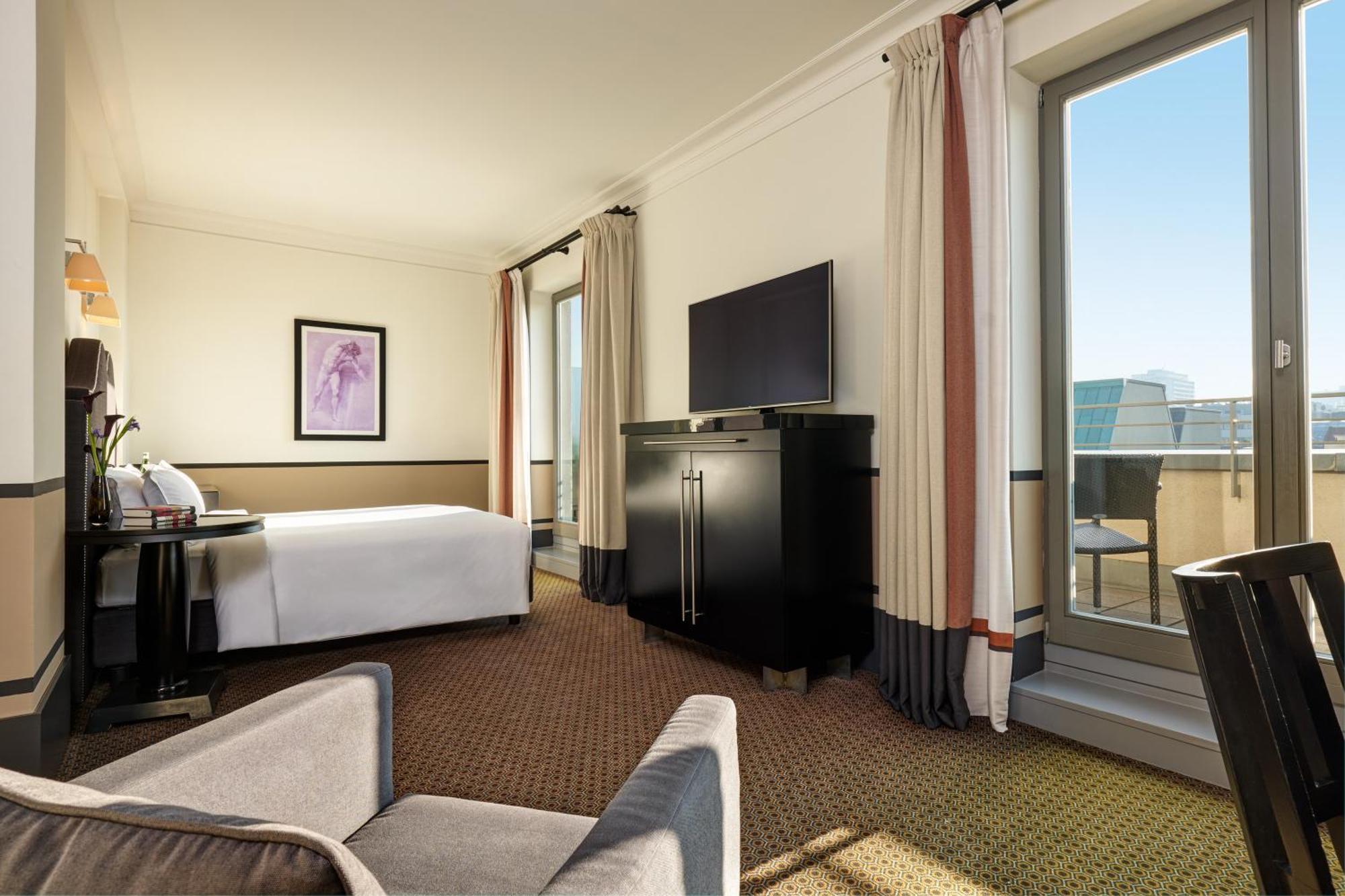 Deluxe Double or Twin Room Balcony