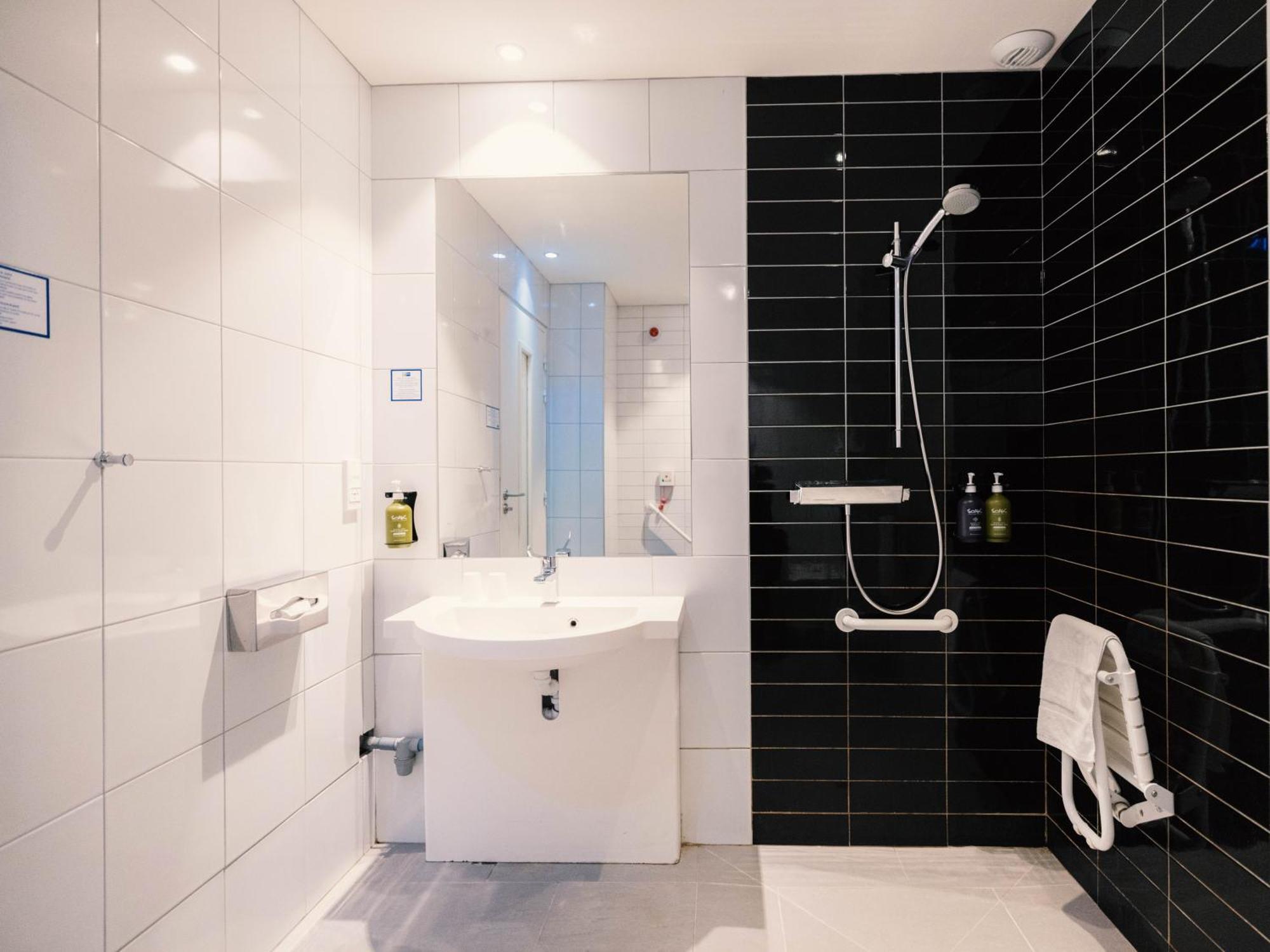 Standard Double Room Accessible