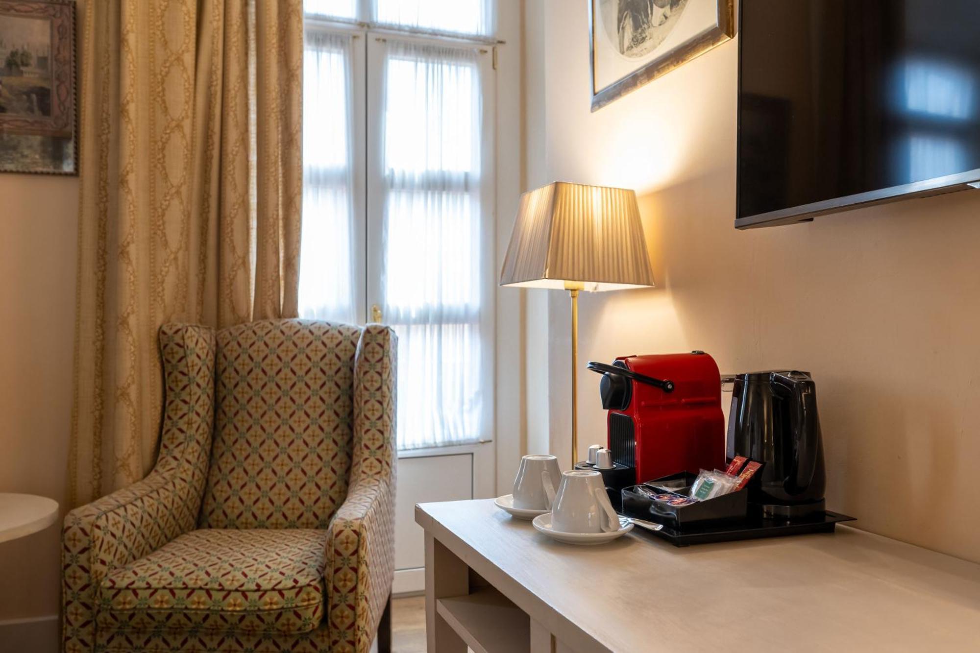 Grand Deluxe Room with balcony