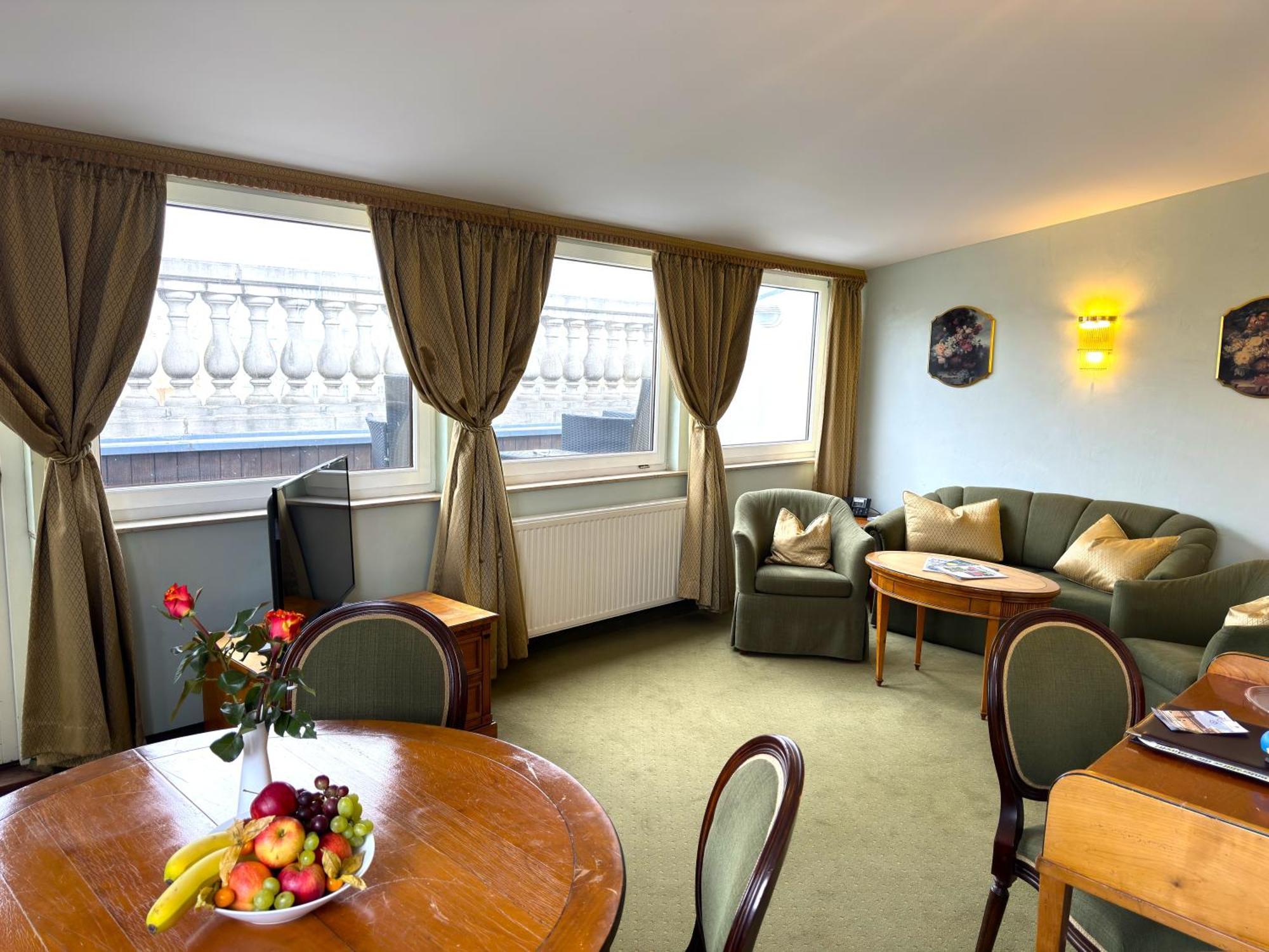 Palais Suite