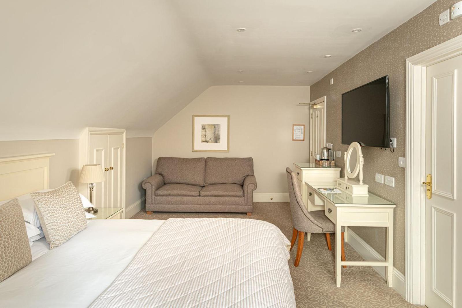 Classic Superior Double sleeps 3
