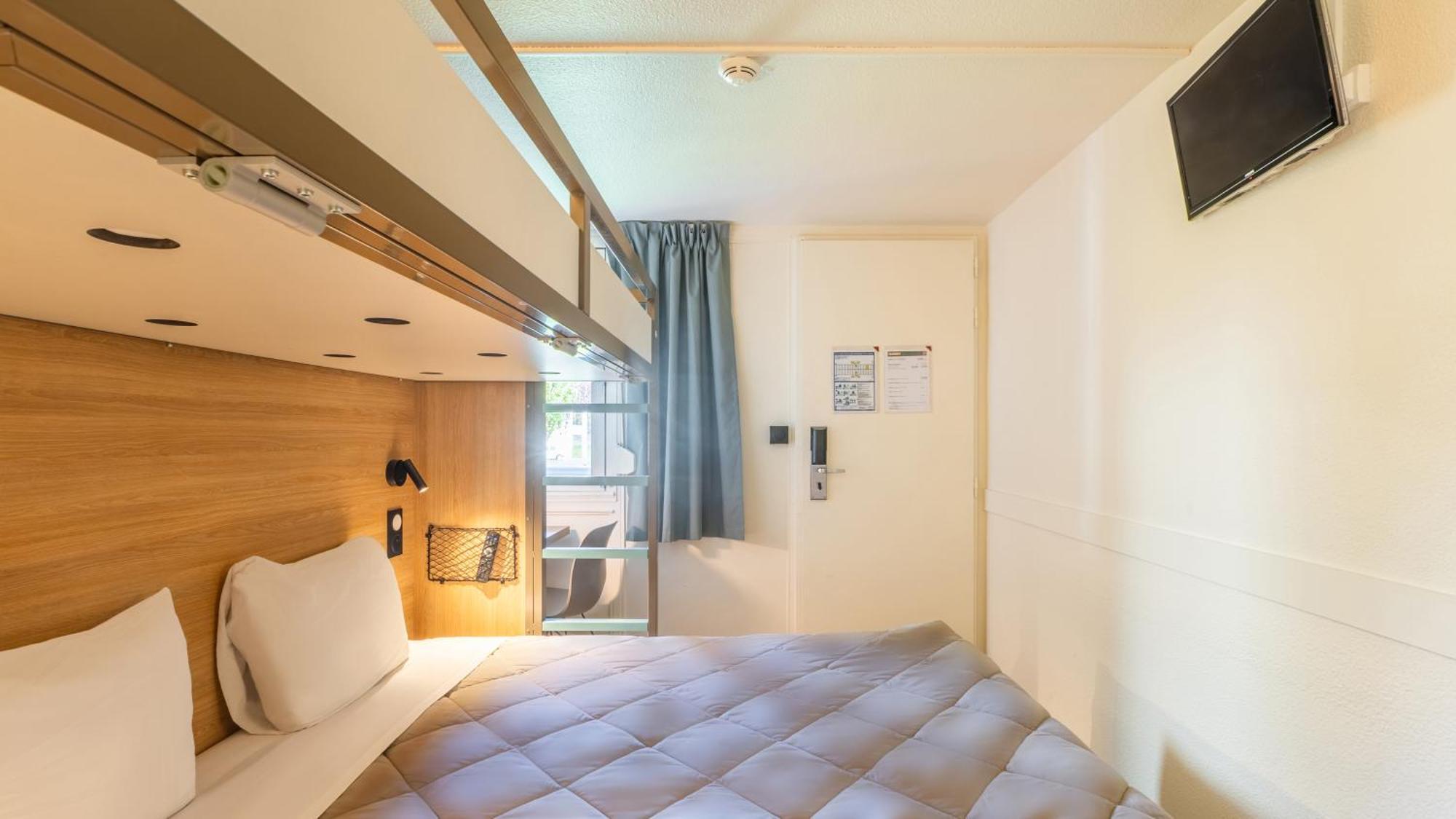 Standard Queen Room One Bunk Bed