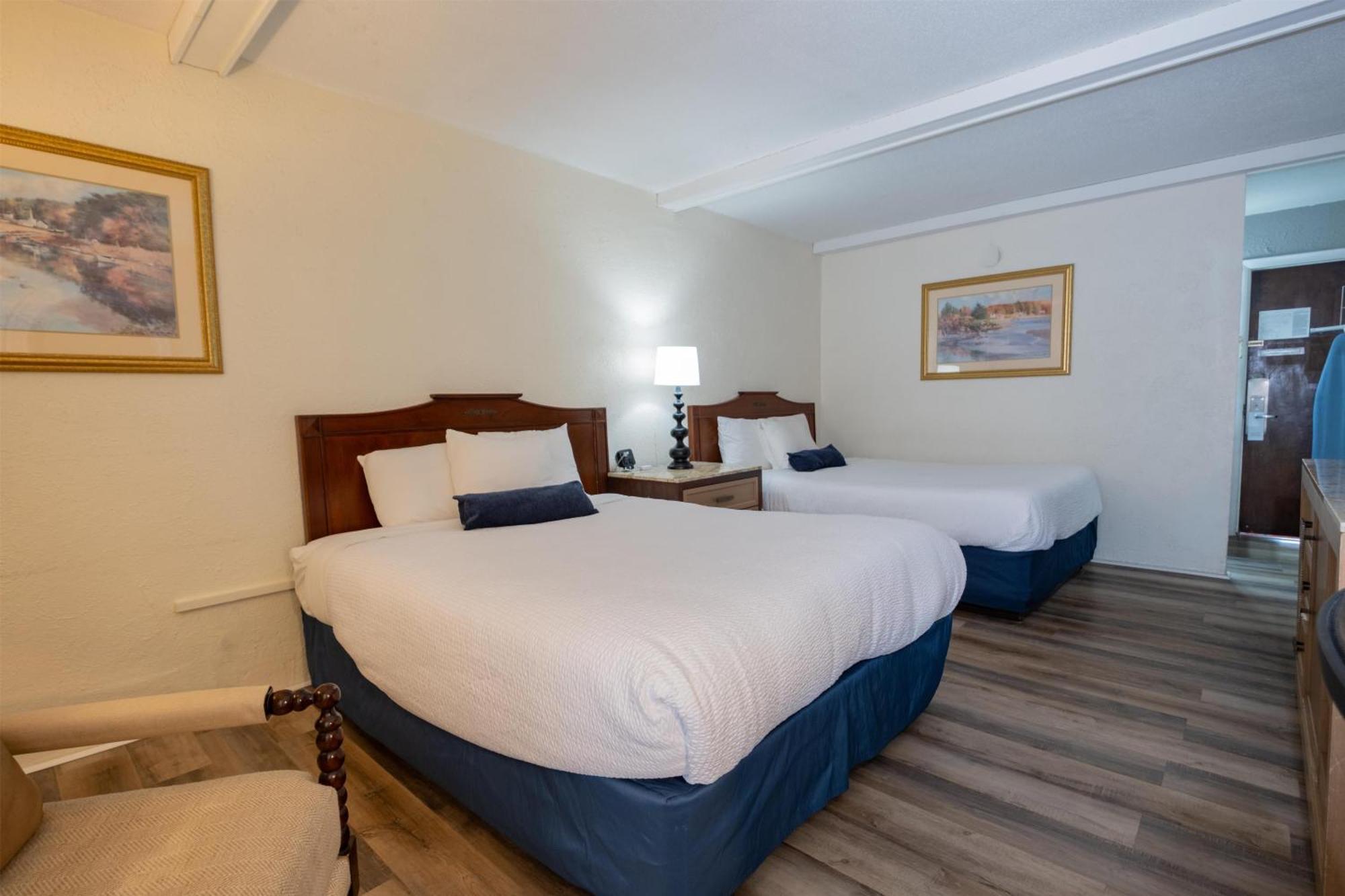 Queen Room Two Queen Beds