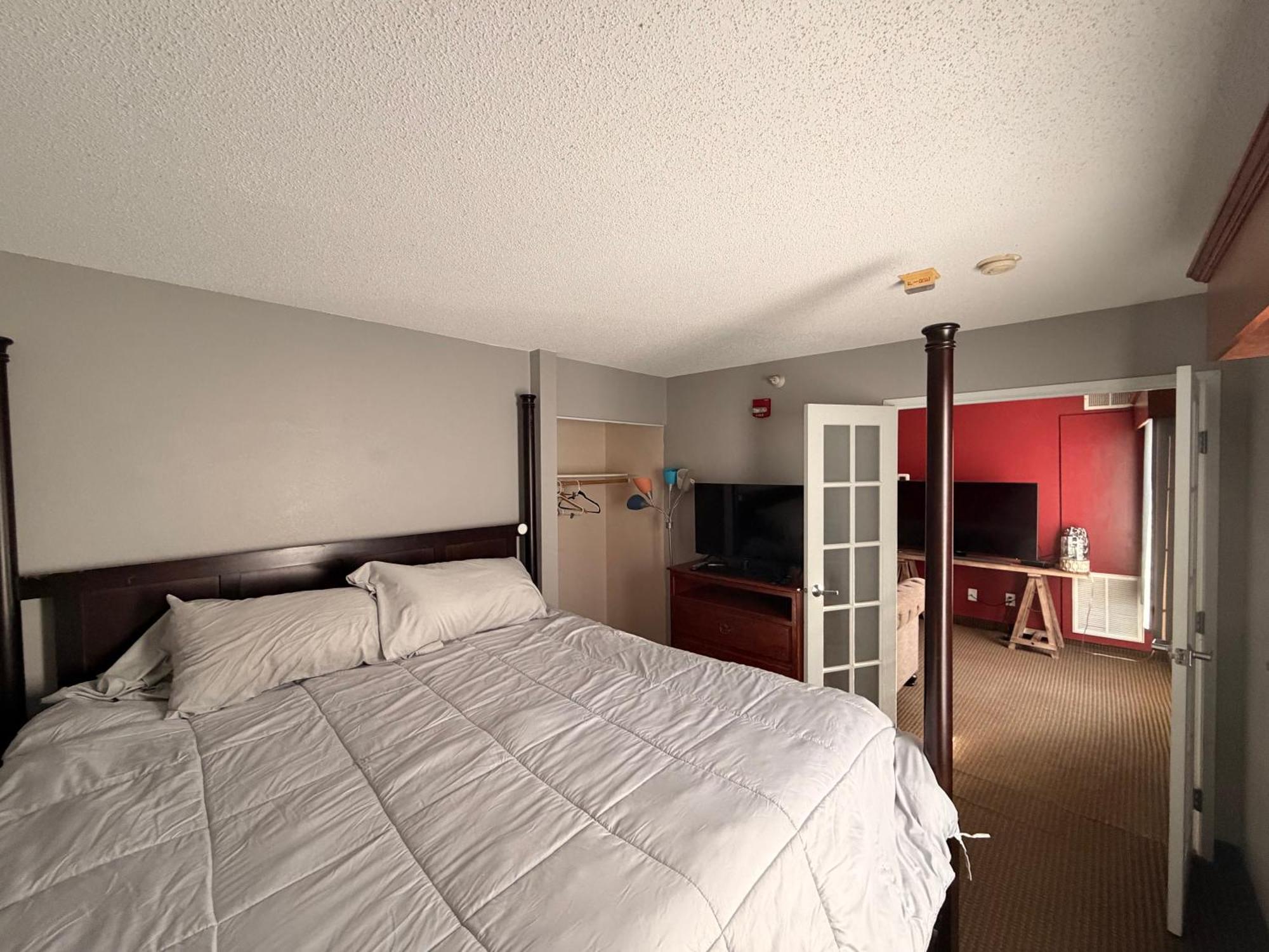 Two-Bedroom Suite