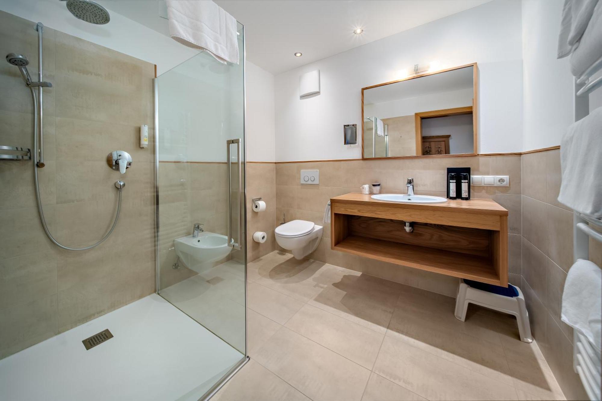 Double or Twin Room Balcony