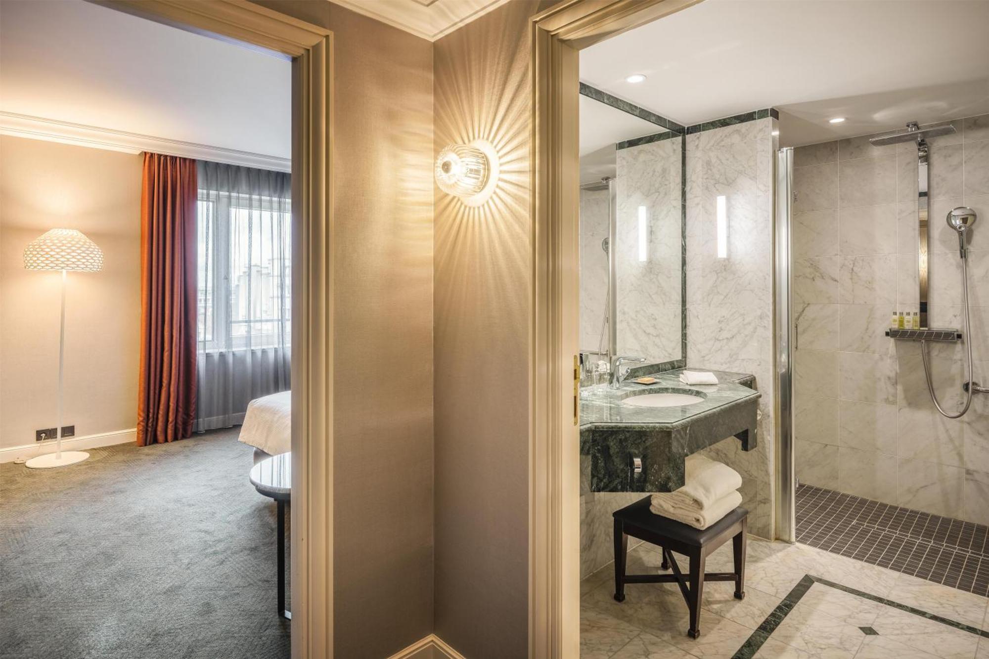 King Room Mobility Access