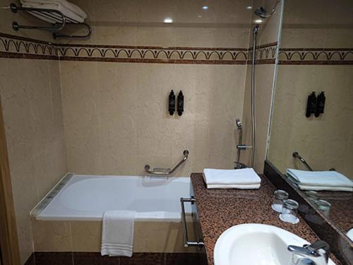 Standard Single Room Sea View