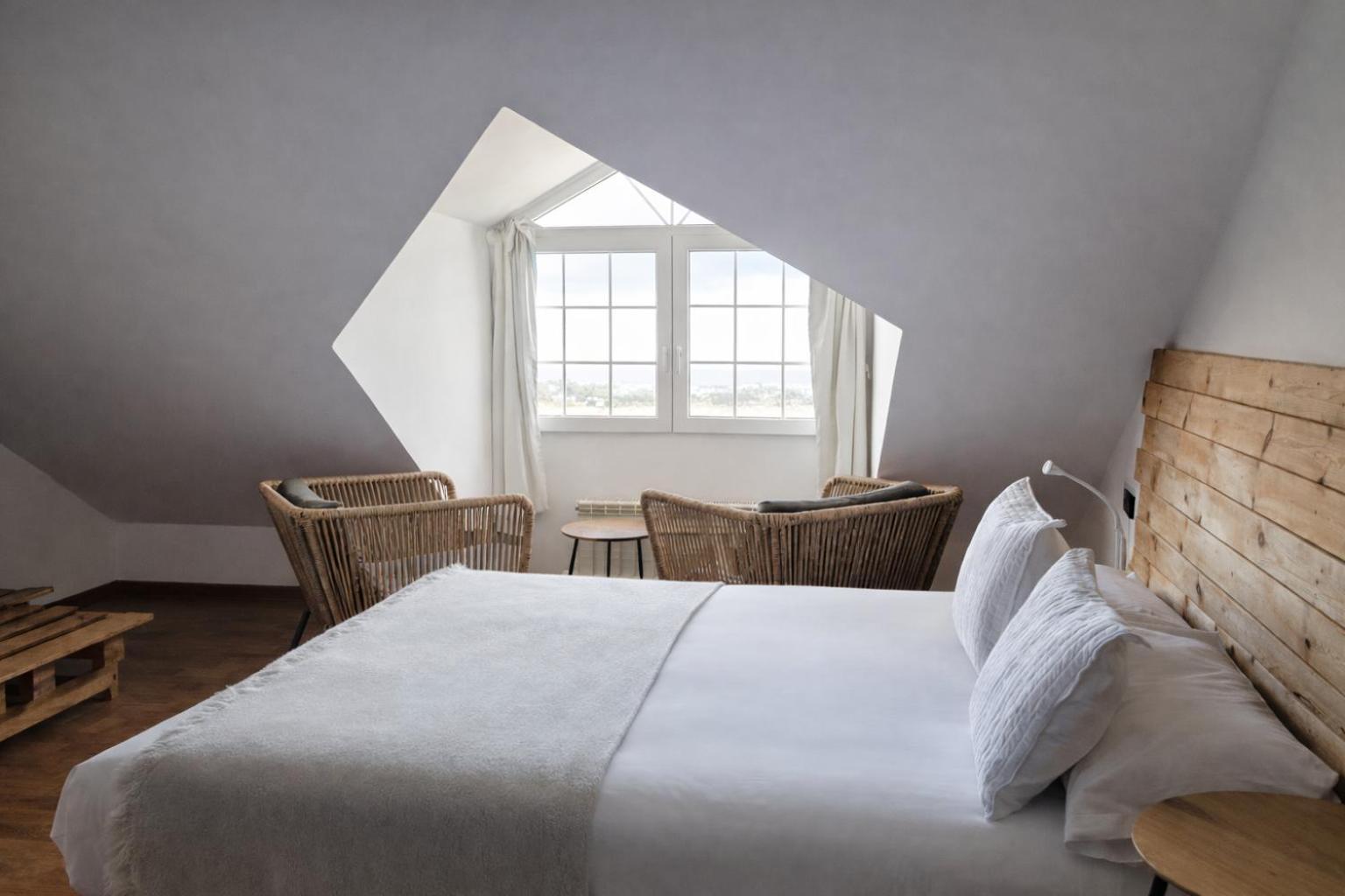 Double Room Mountain View
