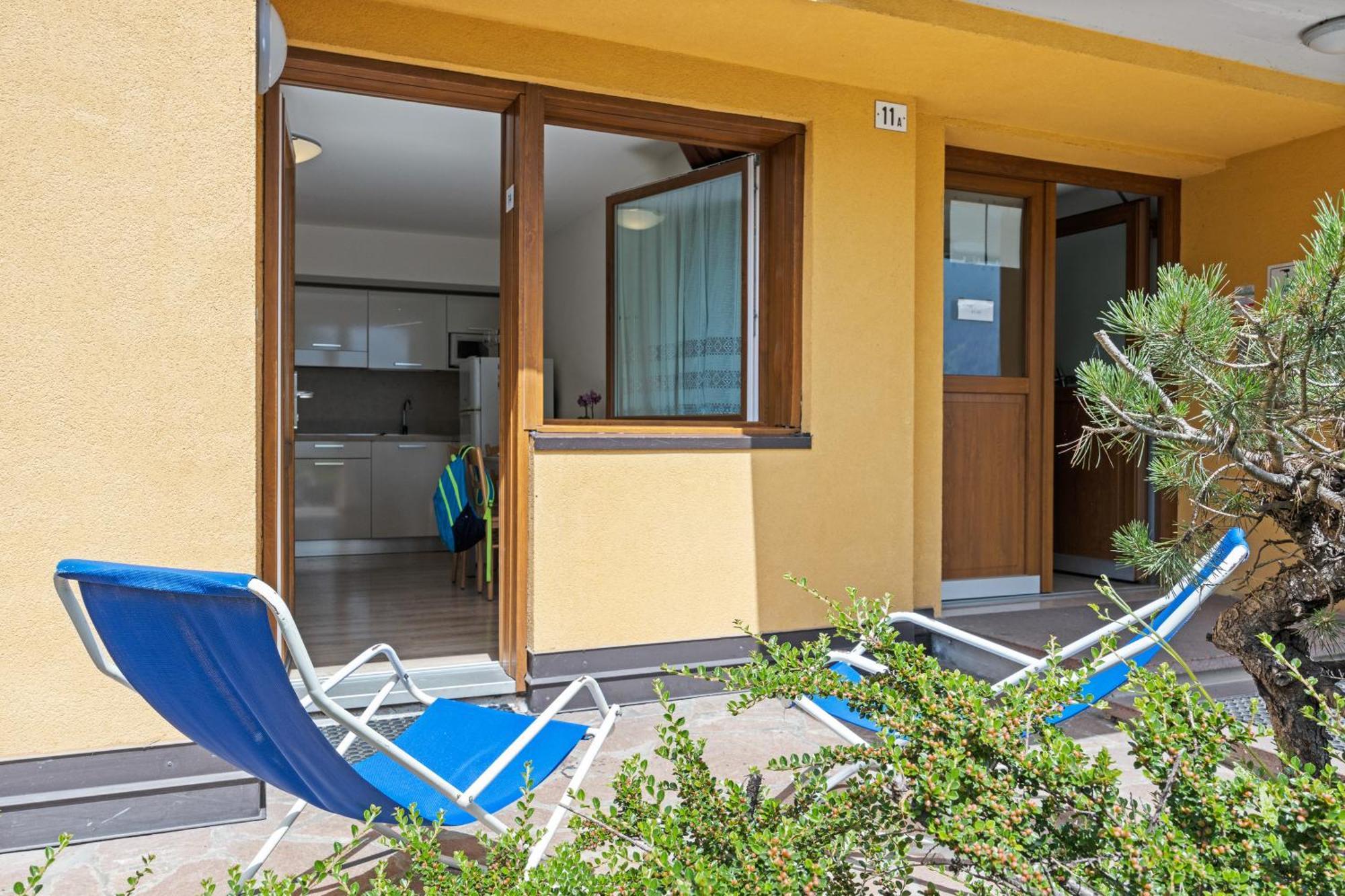 One-Bedroom Apartment Garden View