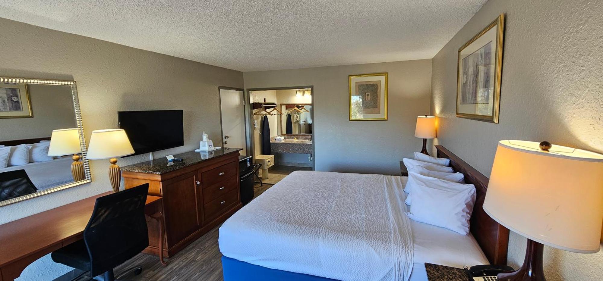 Double Room Two Double Beds Non-Smoking