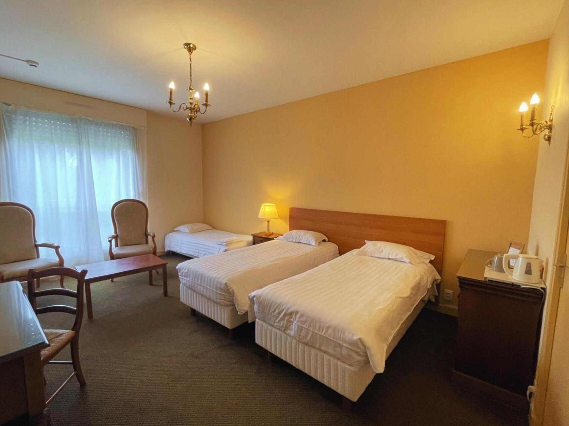 Triple Room