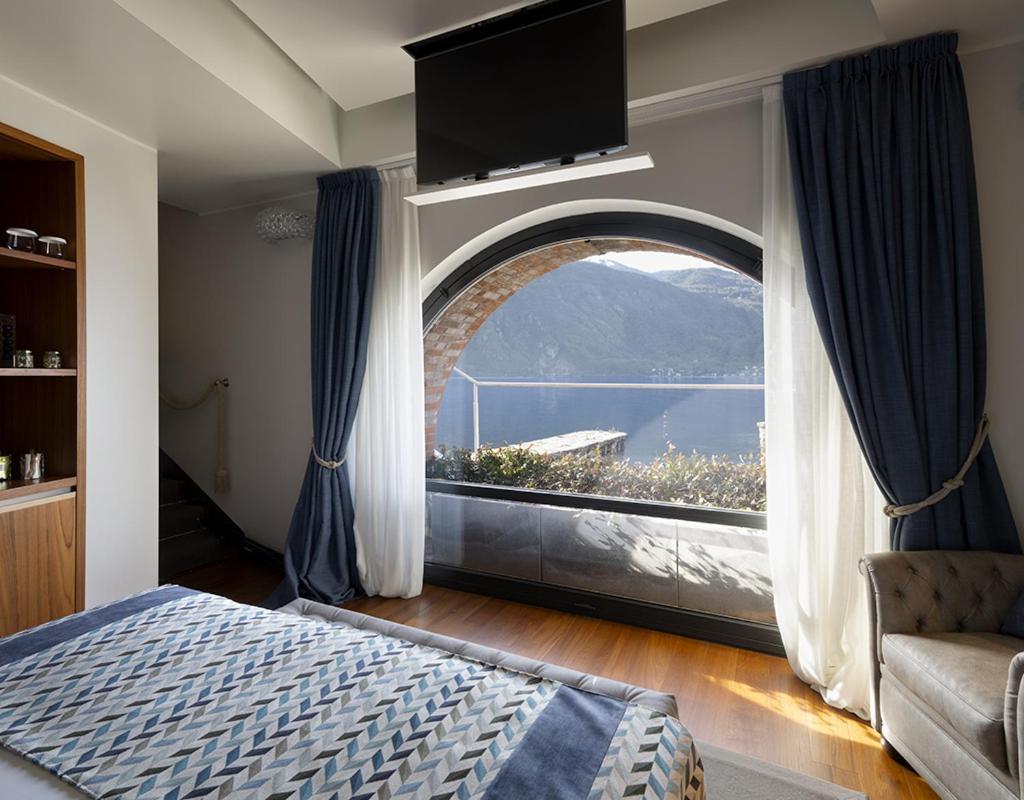 Junior Suite Lake View Private Garden Separate building