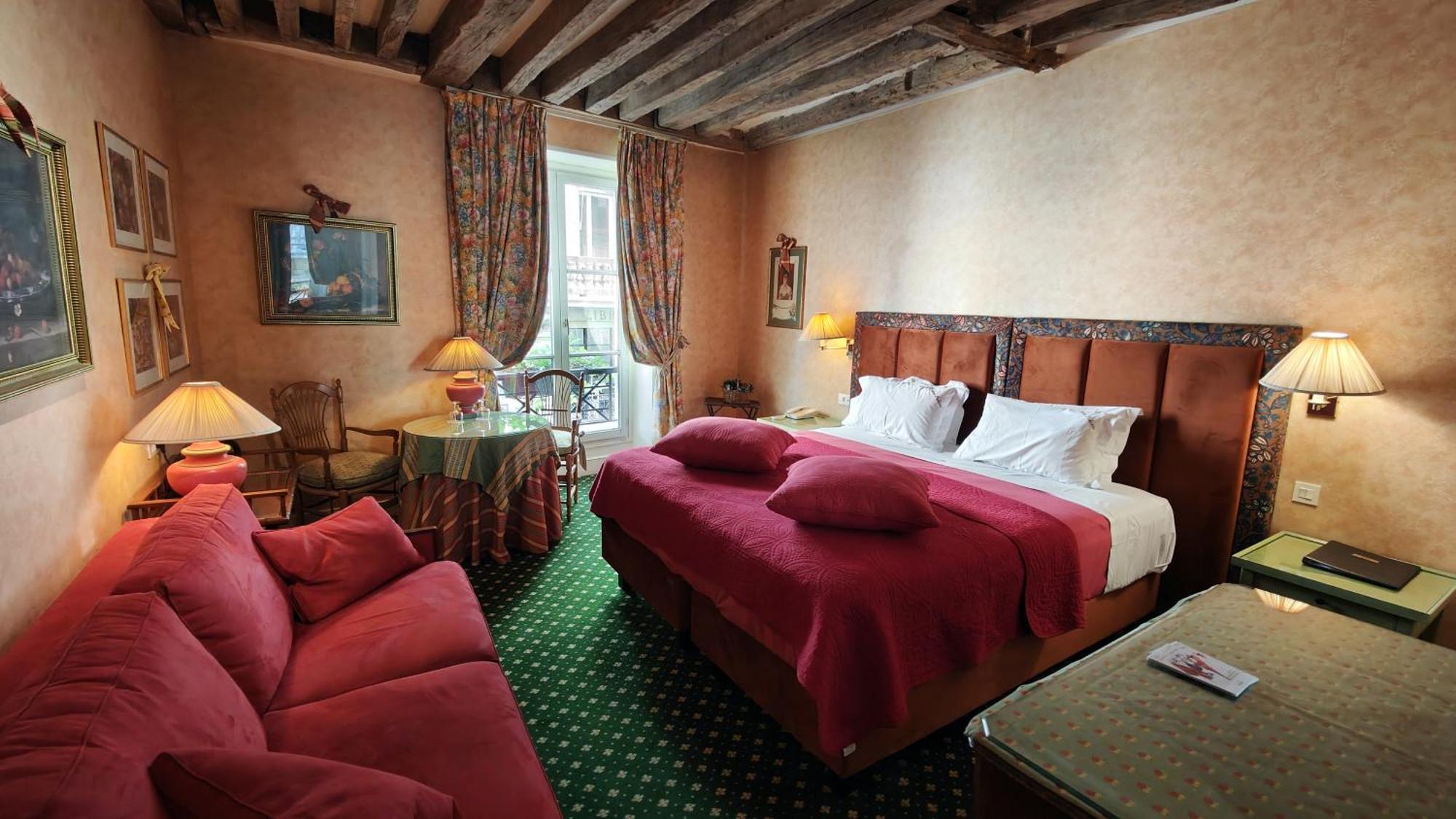 Deluxe Double or Twin Room