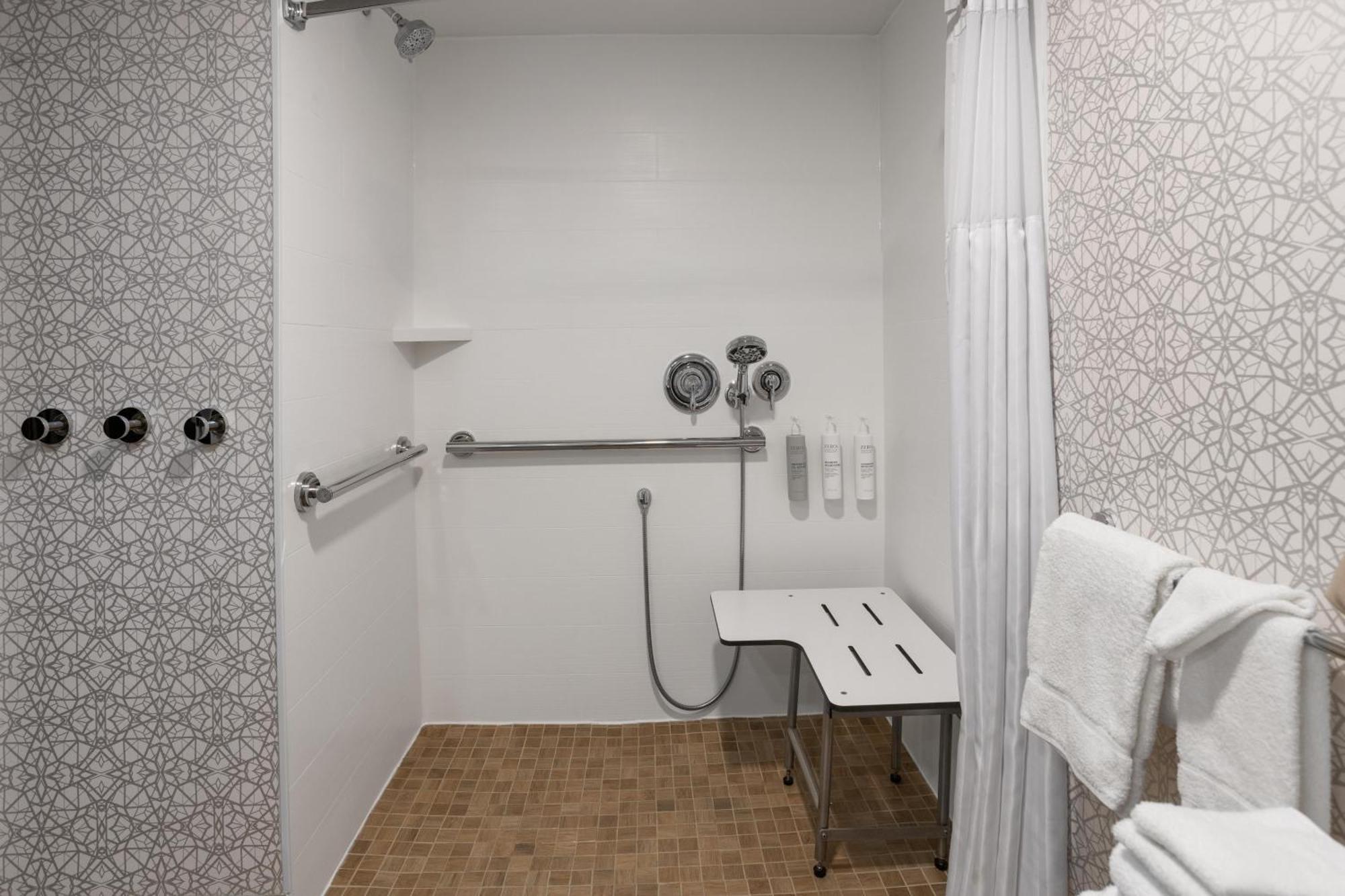 King Room Roll Shower Mobility or Hearing Accessible,1756590185:JPEG