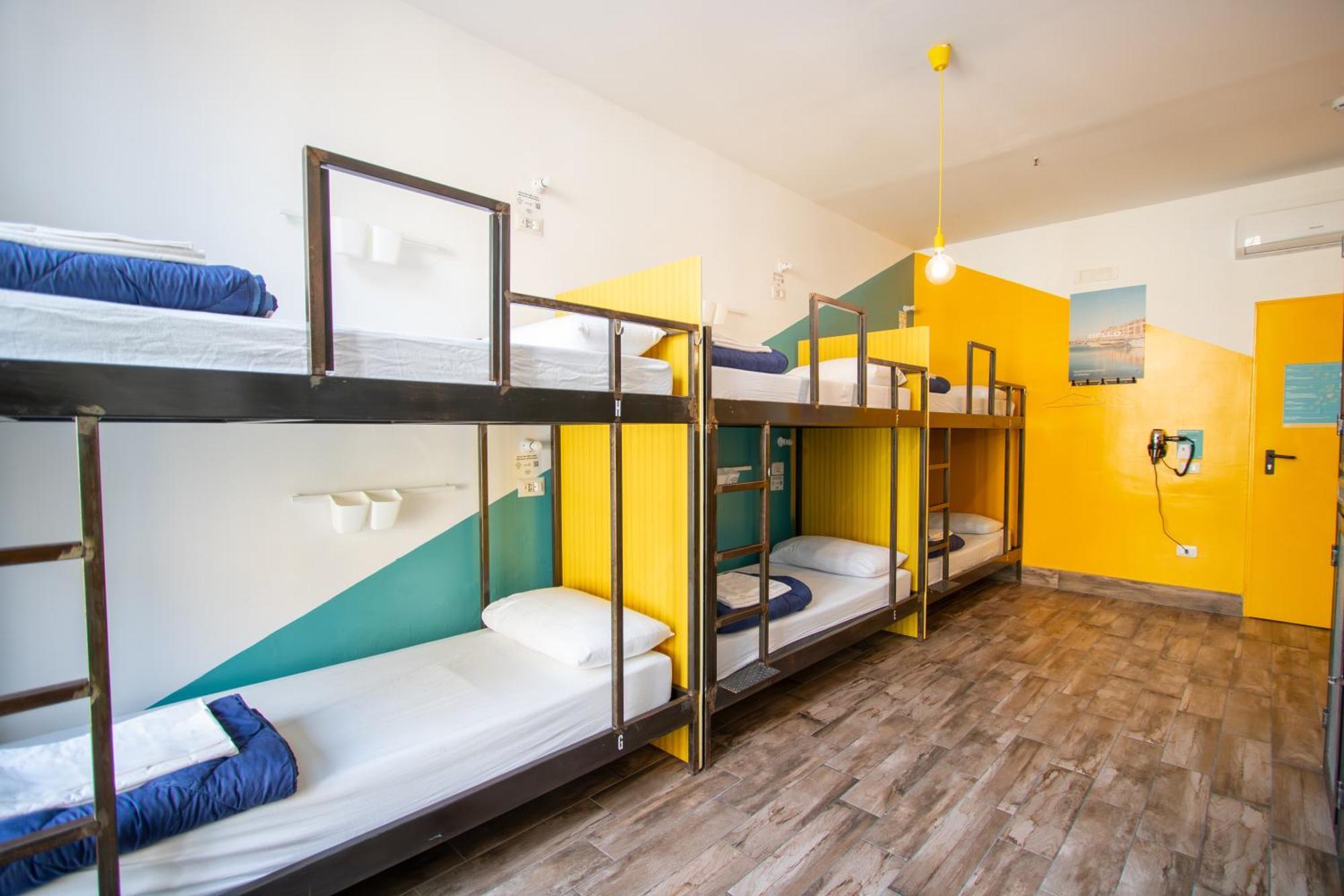 Bed 10-Bed Mixed Dormitory Room