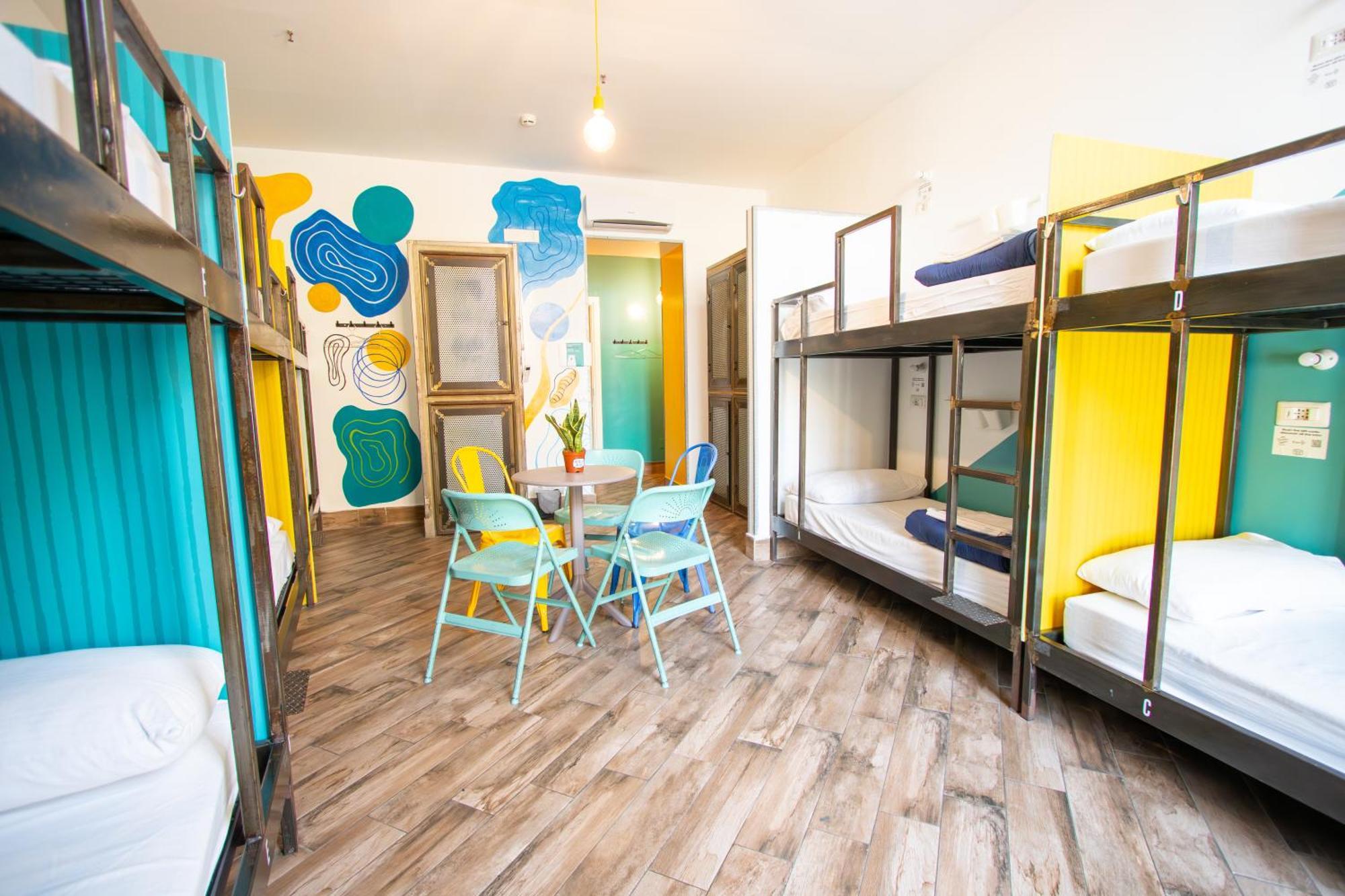 Bed 10-Bed Mixed Dormitory Room