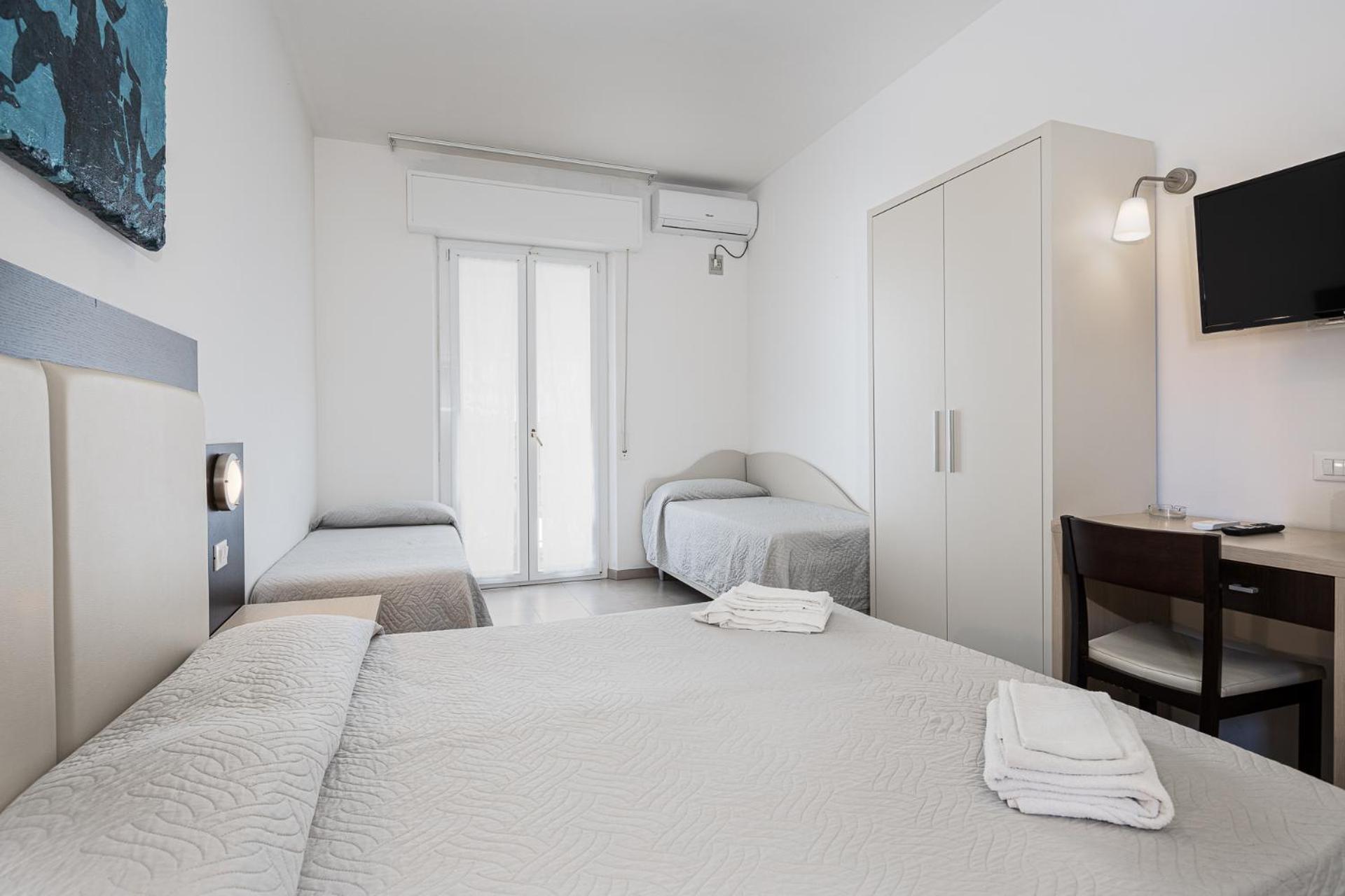Quadruple Room,1756677178:JPEG