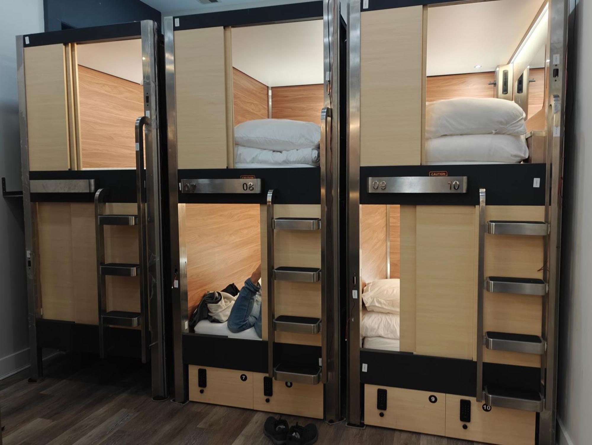 Bed 6-Bed Mixed Dormitory Room
