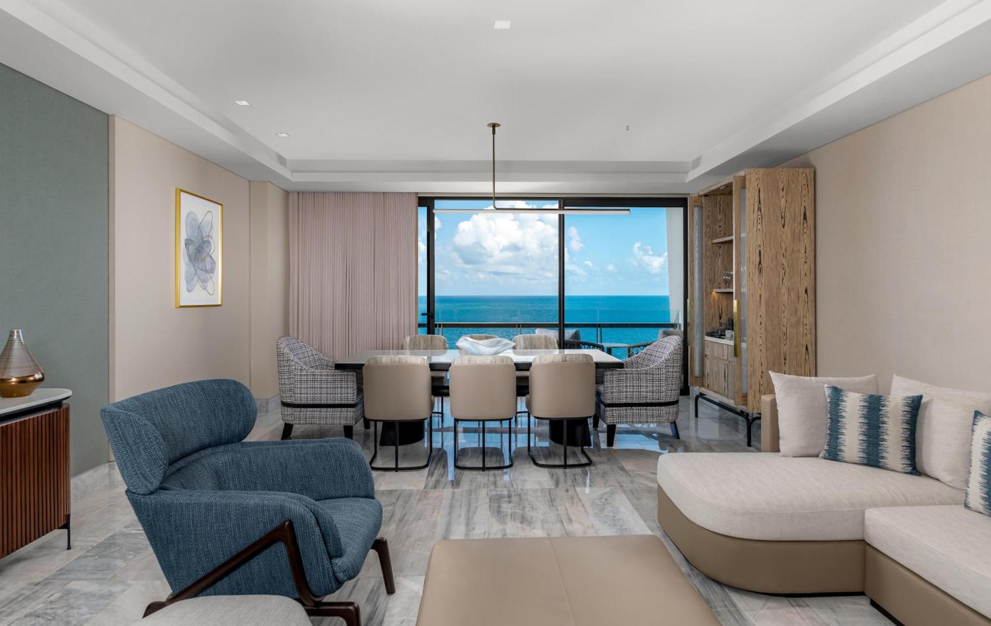 Deluxe Oceanfront King Room