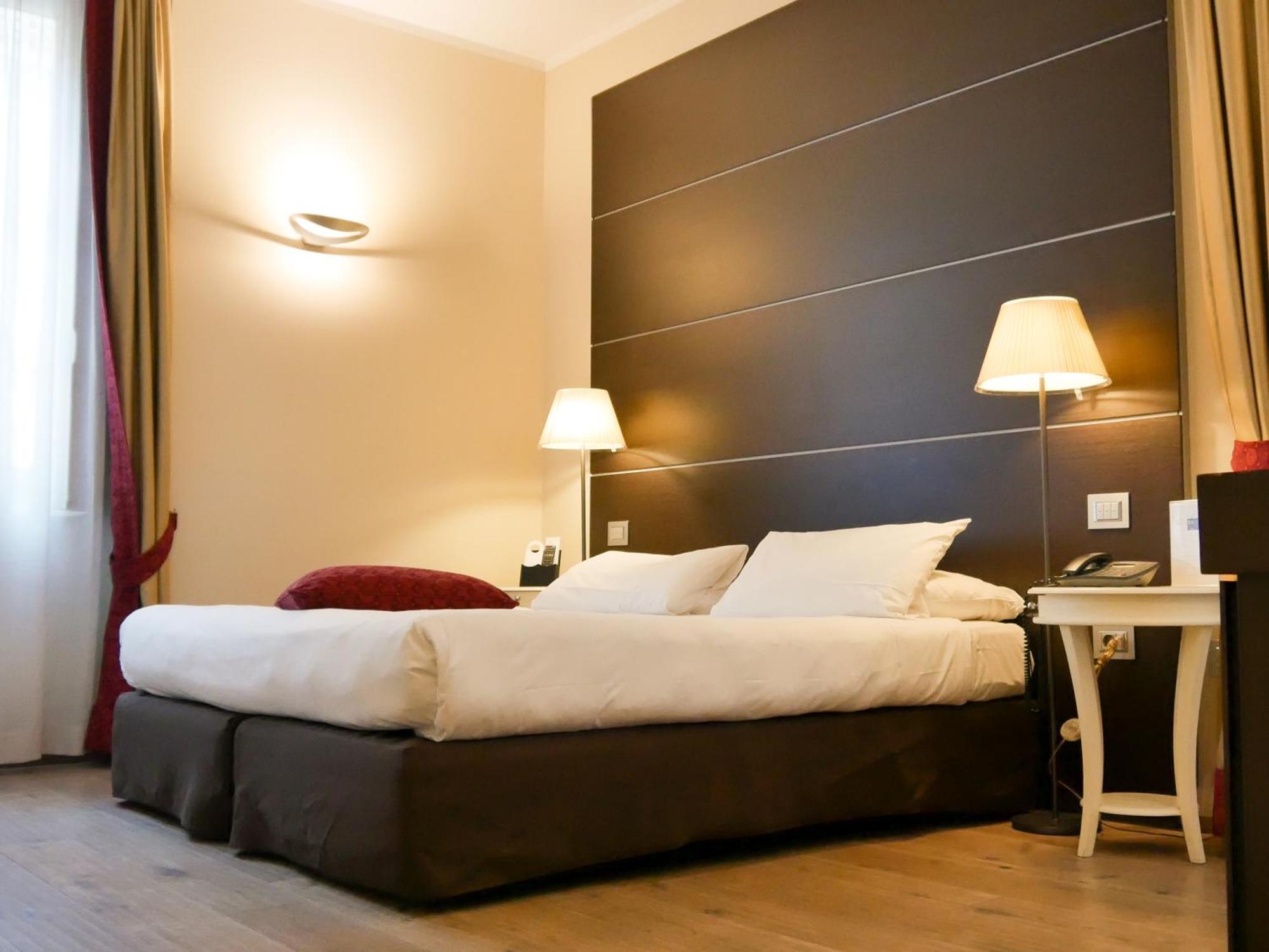 Superior Double or Twin Room,1774237066:JPEG