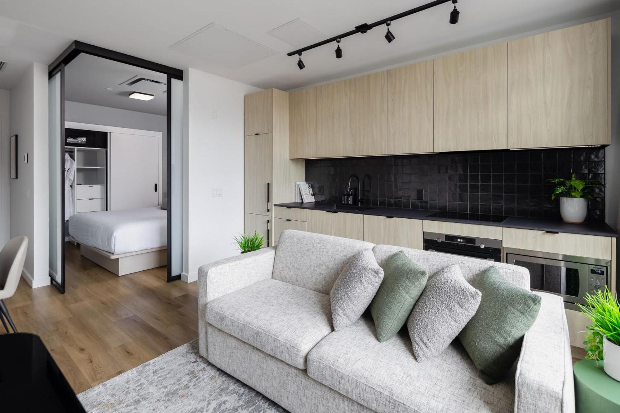 One-Bedroom Apartment