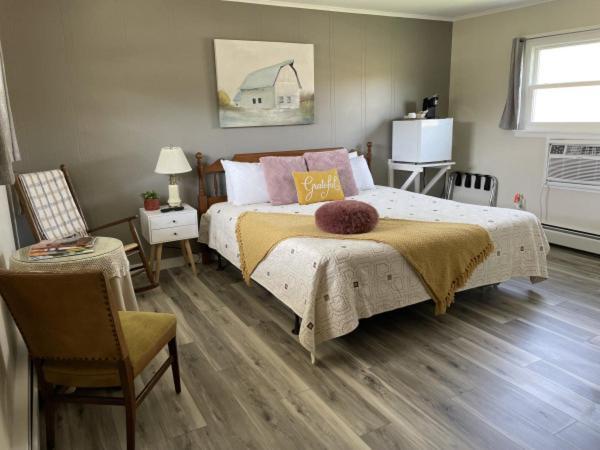 Deluxe King Room