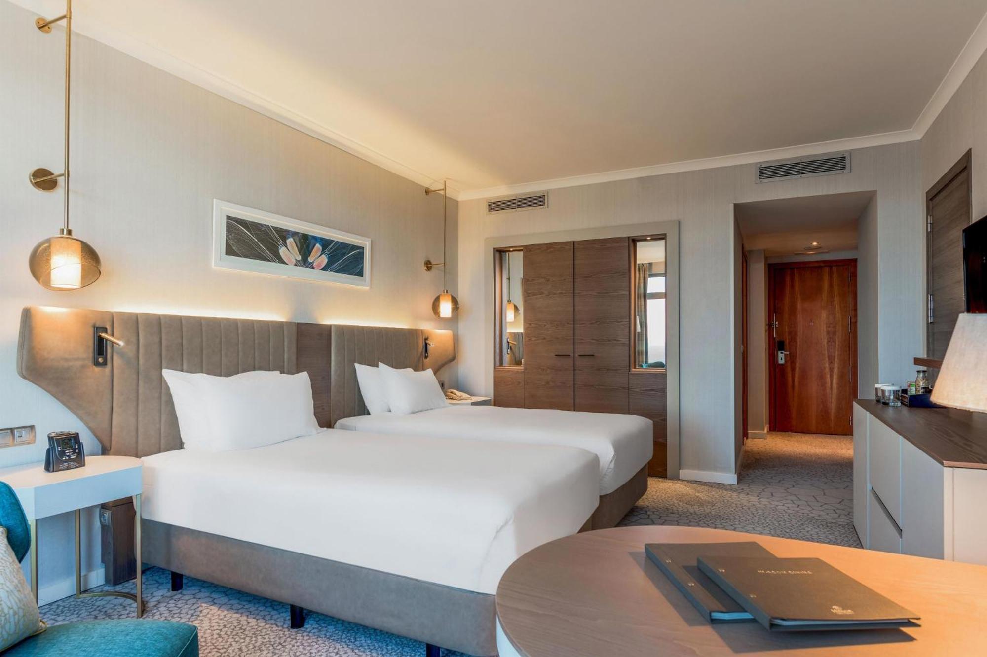 Twin Room Pool View