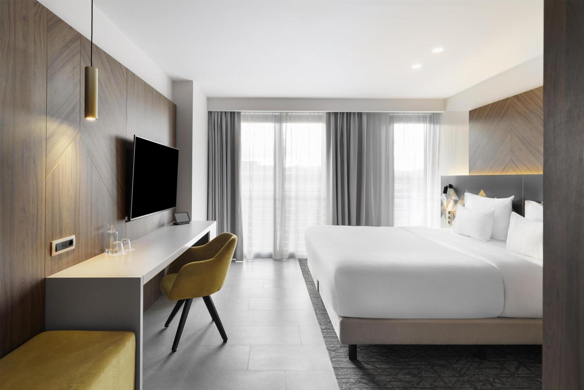 King Guest Room