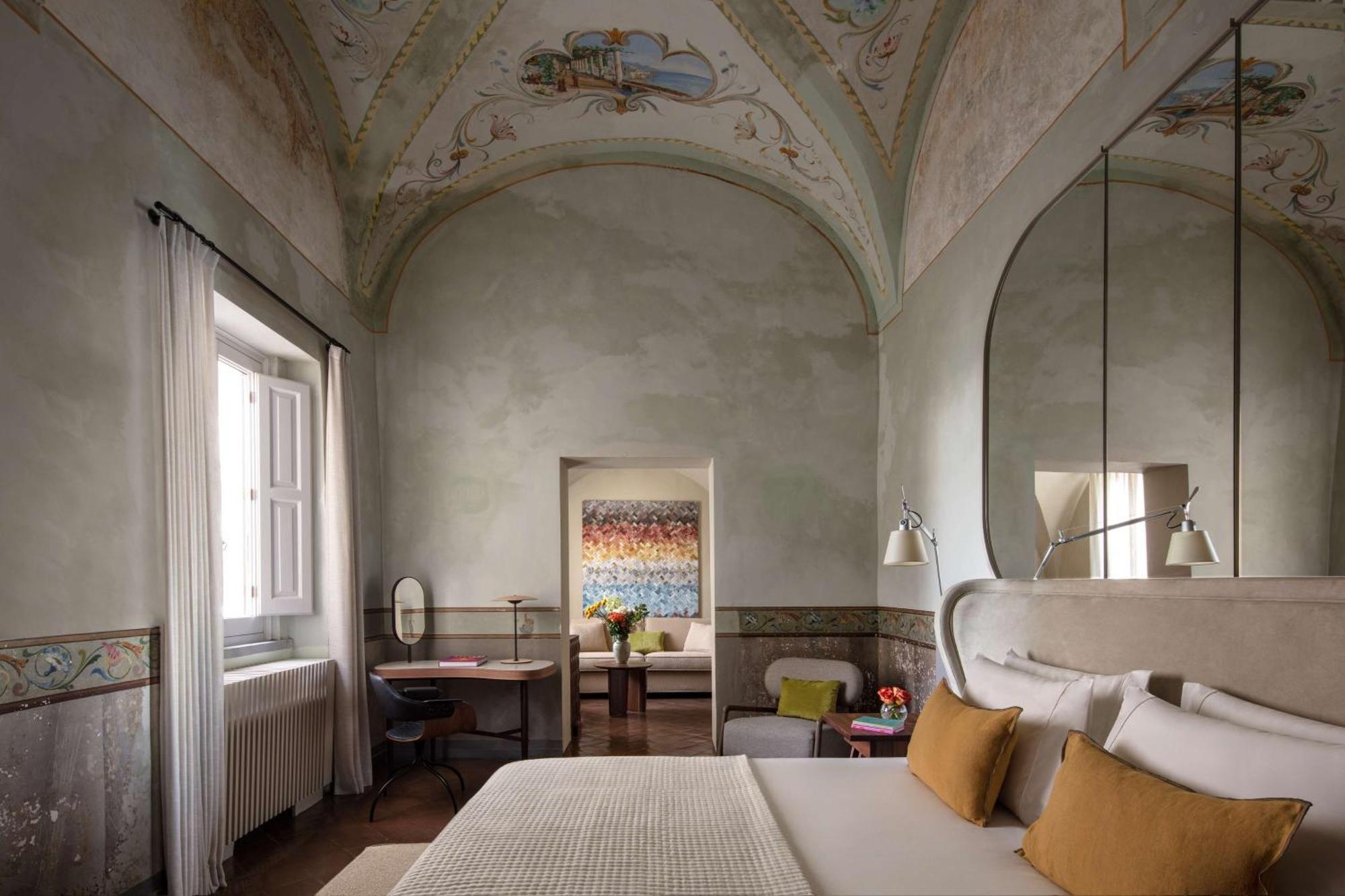 Suite de Priore with Extra Bed (2 Adults + 2 Child)
