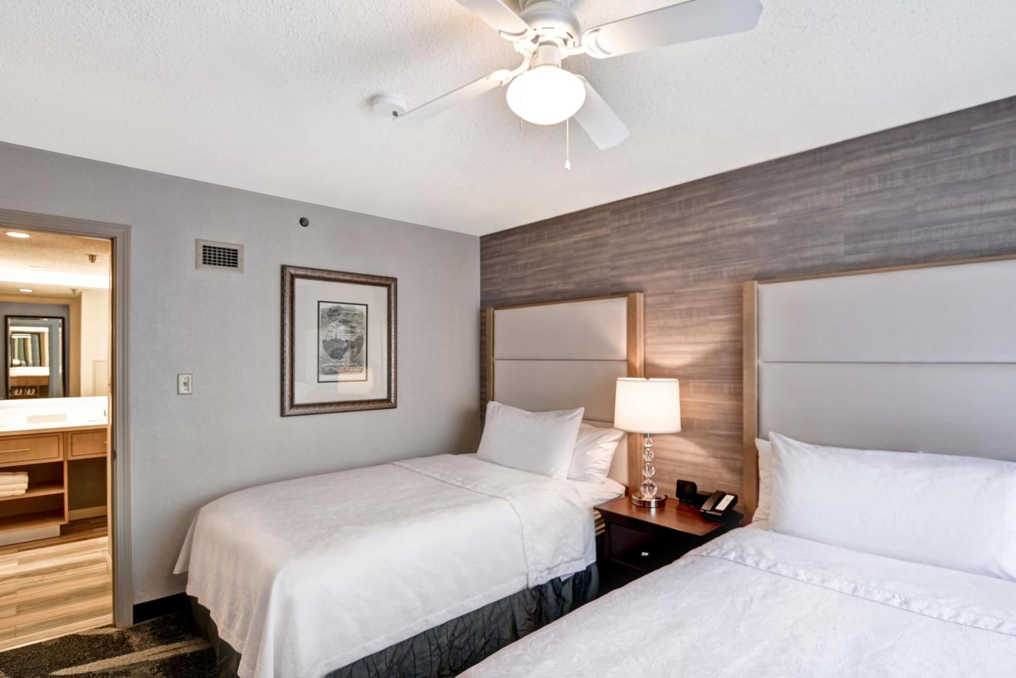 One-Bedroom Suite Two Double Beds Fireplace Non-Smoking,1758306059:JPEG