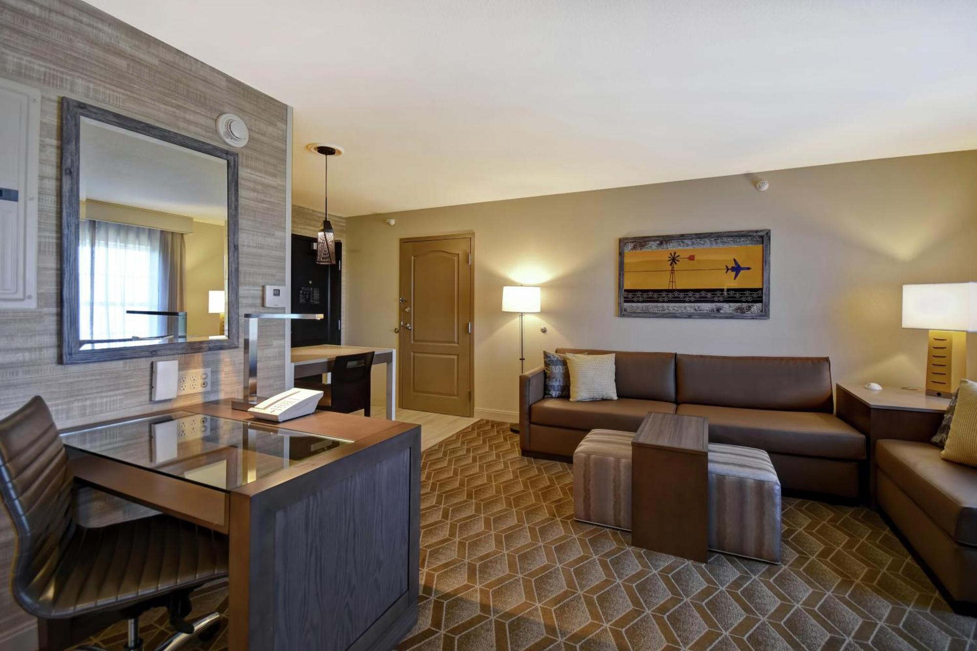 King Studio Suite Non-Smoking