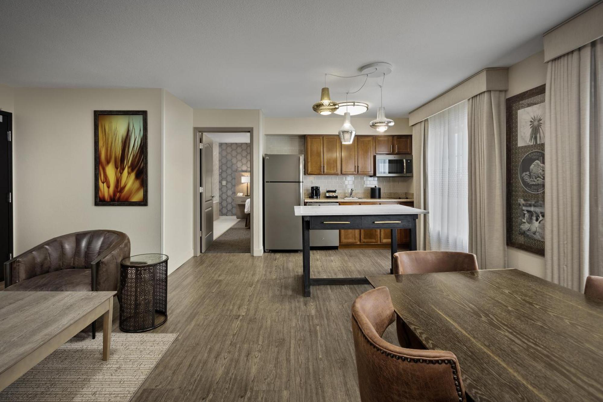 King Suite Whirlpool