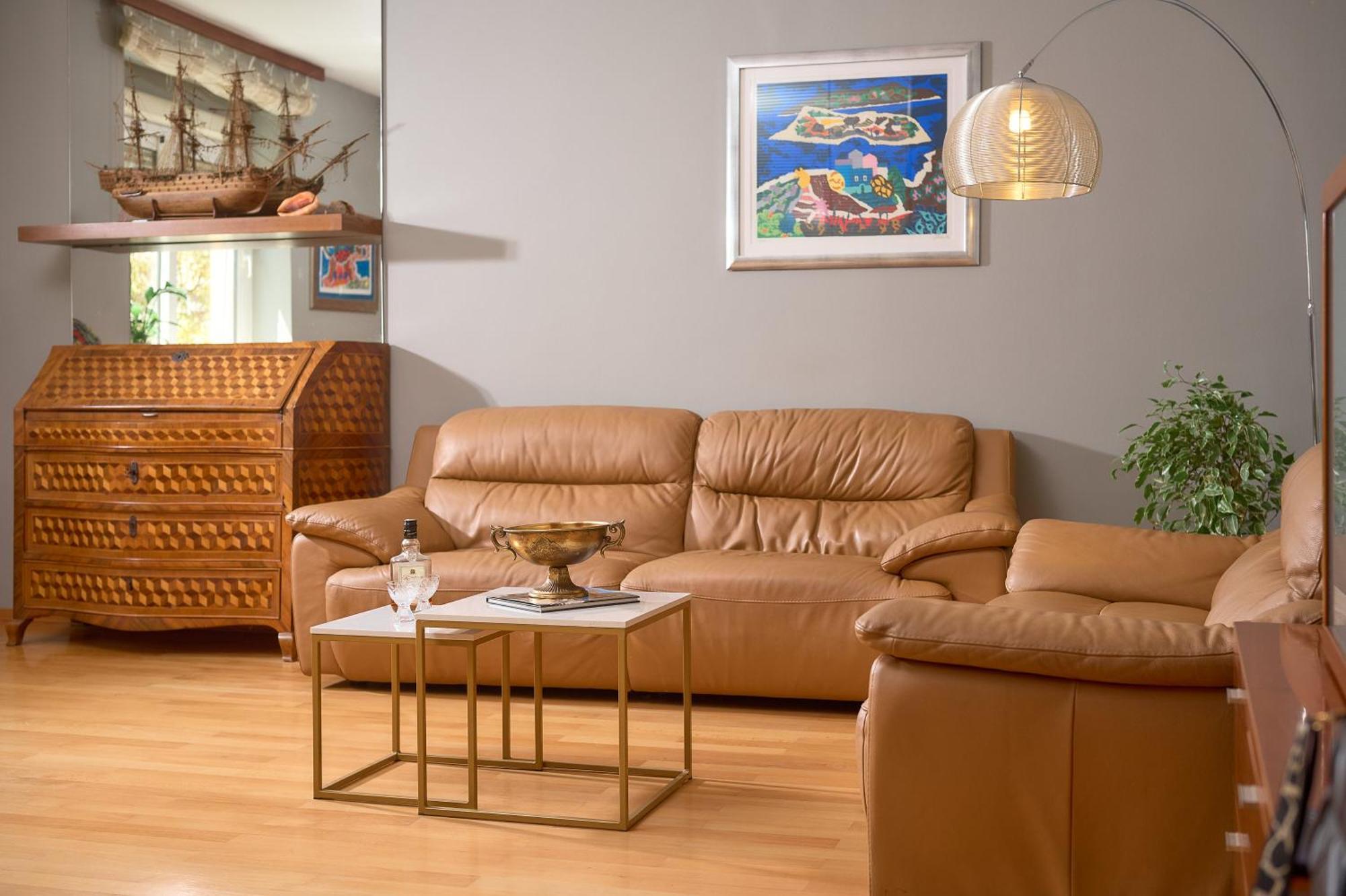 Three-Bedroom Superior Apartment
