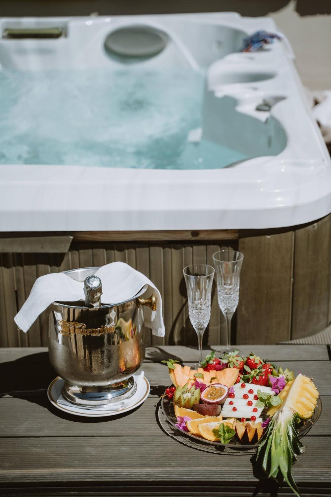 Deluxe Double Room Terrace Private Hot Tub