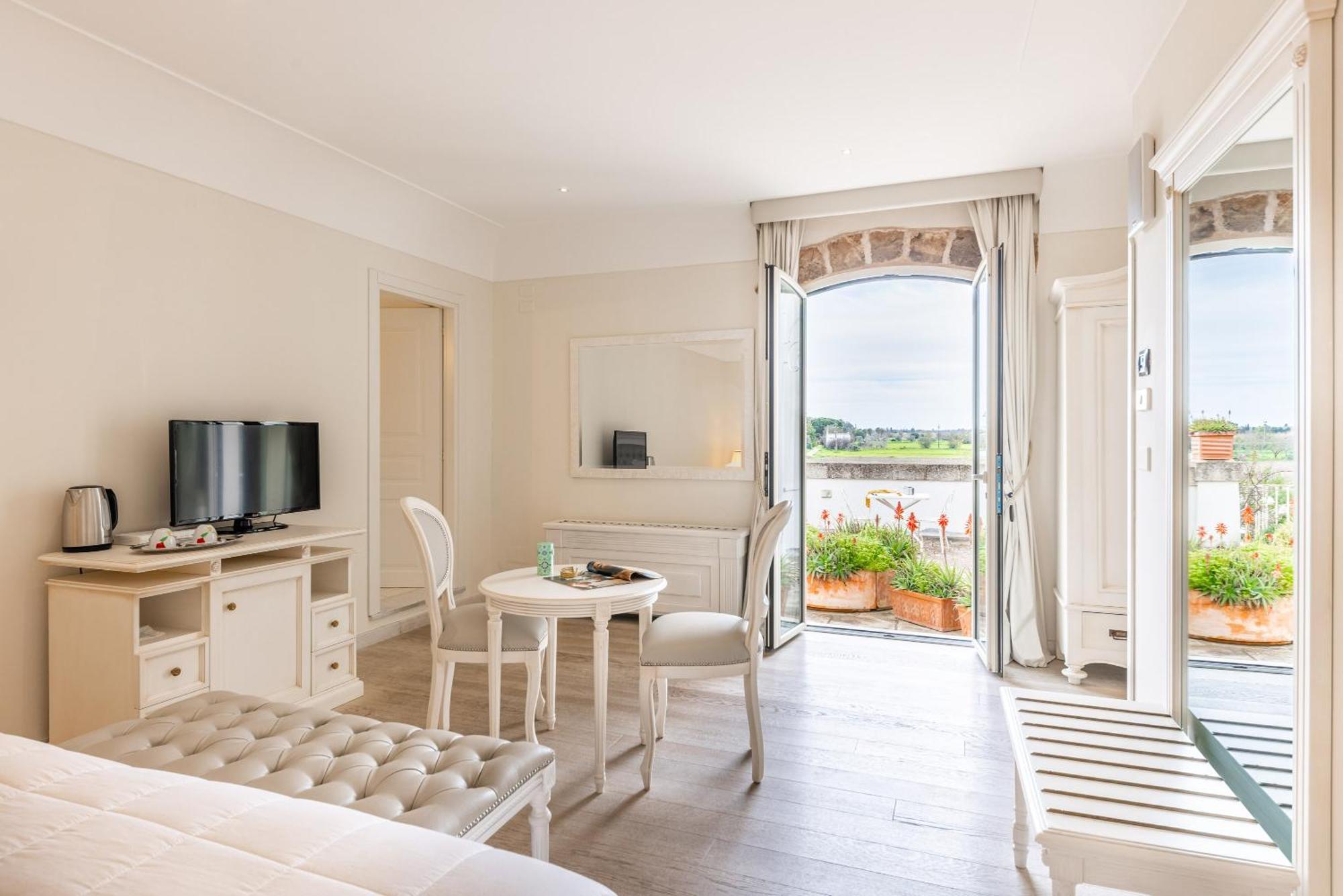 Deluxe Double Room Terrace Private Hot Tub