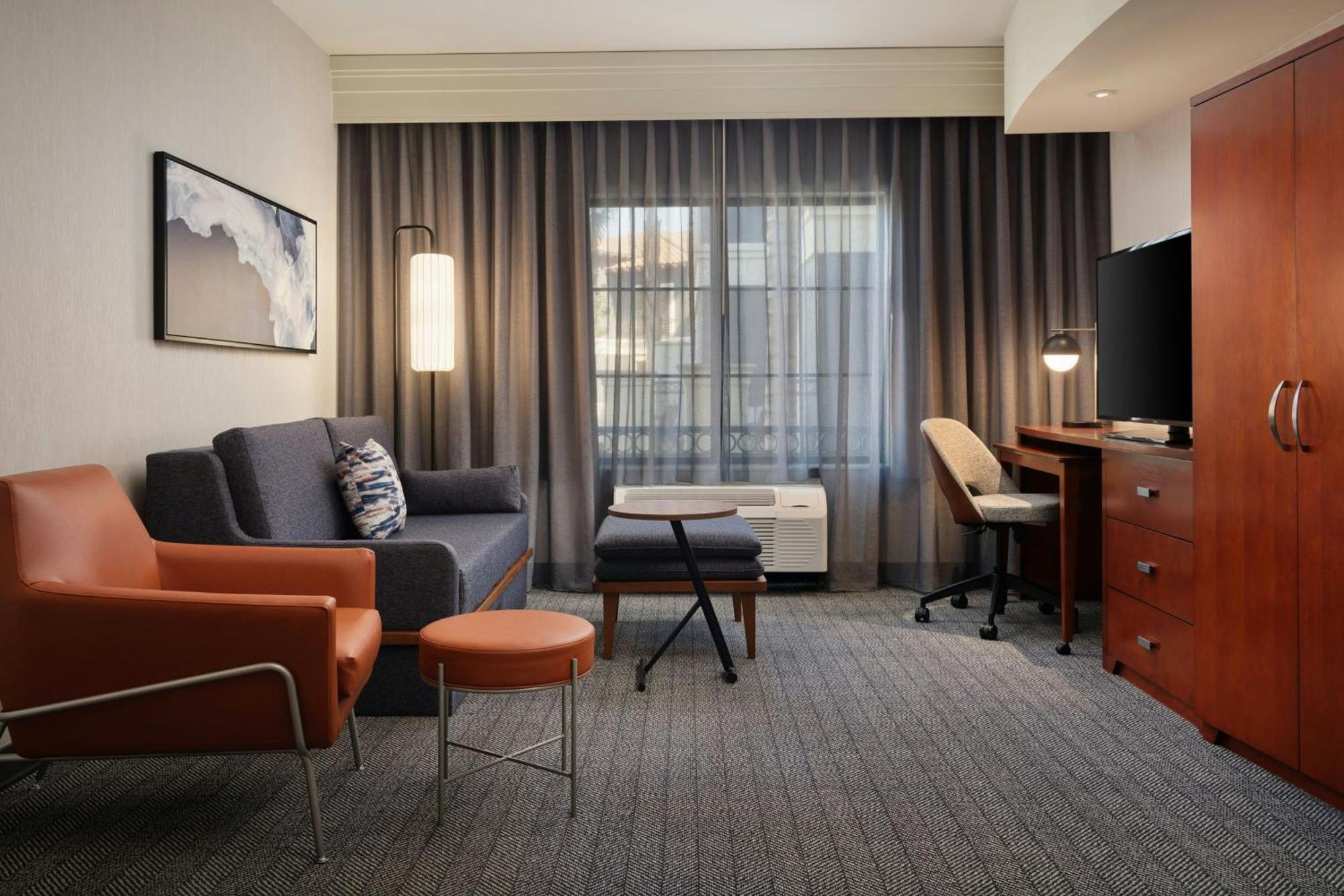 One-Bedroom Queen Suite with Two Queen Beds and Sofa Bed