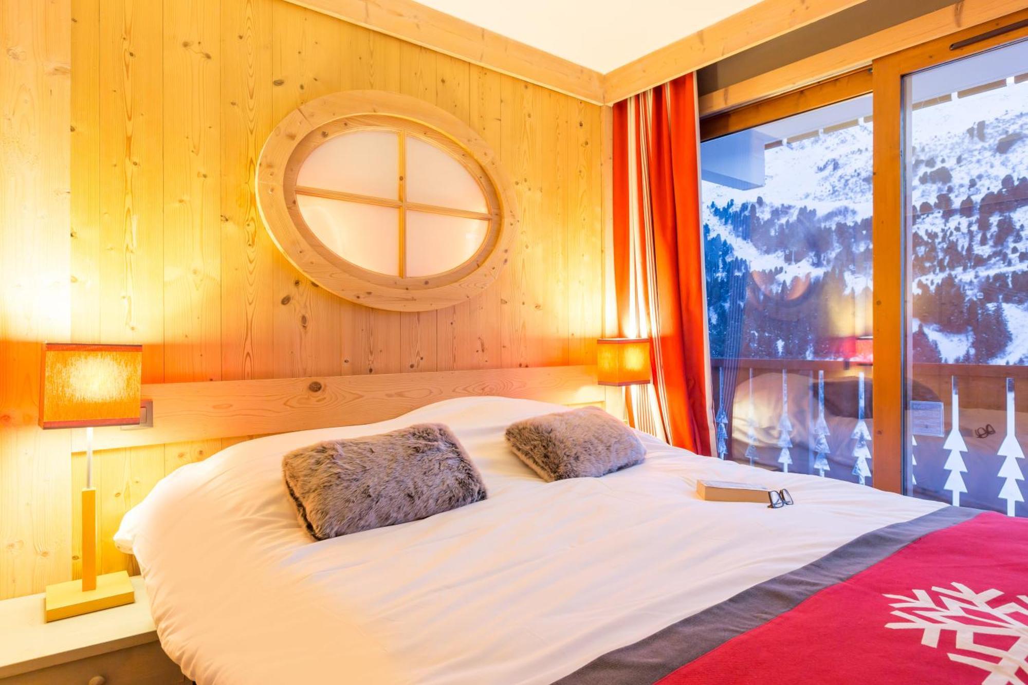 Two-Bedroom Apartment Sleeping Alcove