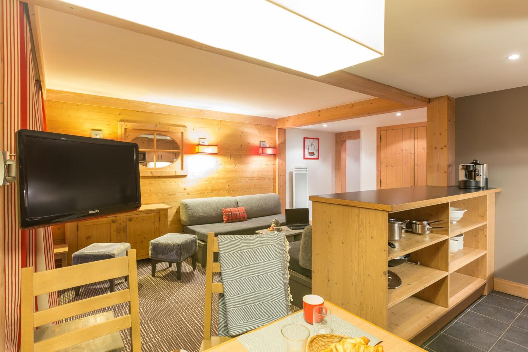 Two-Bedroom Apartment Sleeping Alcove